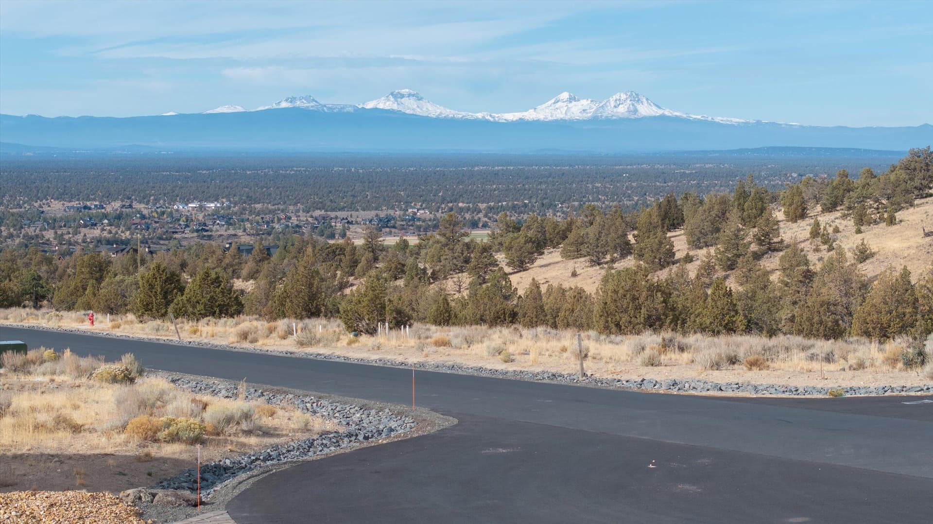 21-20241024 JILL ROSELL-18. Photo 1 of 12, Pinnacle Court Unit Homesite 713, Powell Butte, OR 97753