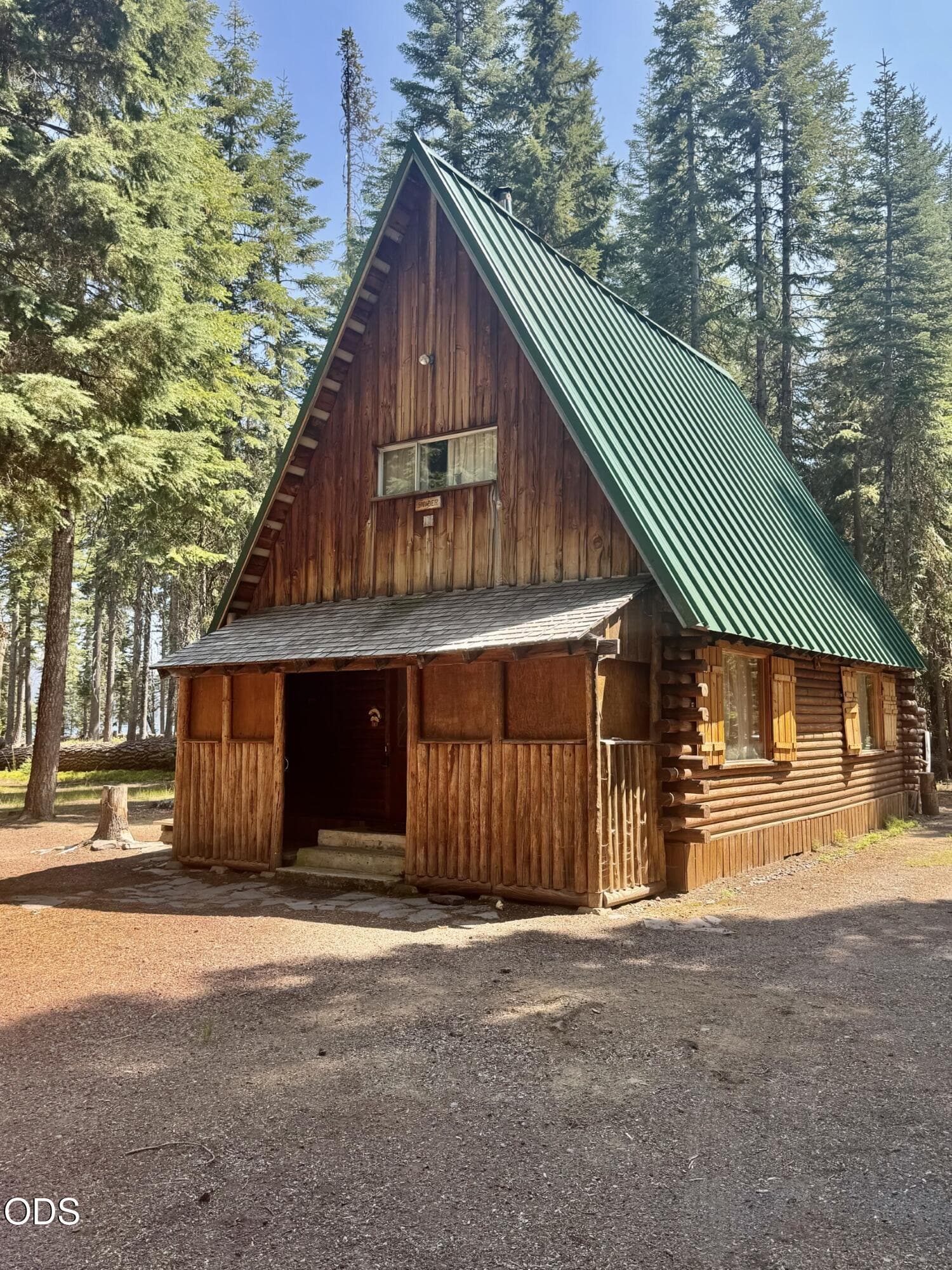 brite front. Photo 2 of 24, 10 Diamond Lake Loop, Chemult, OR 97731