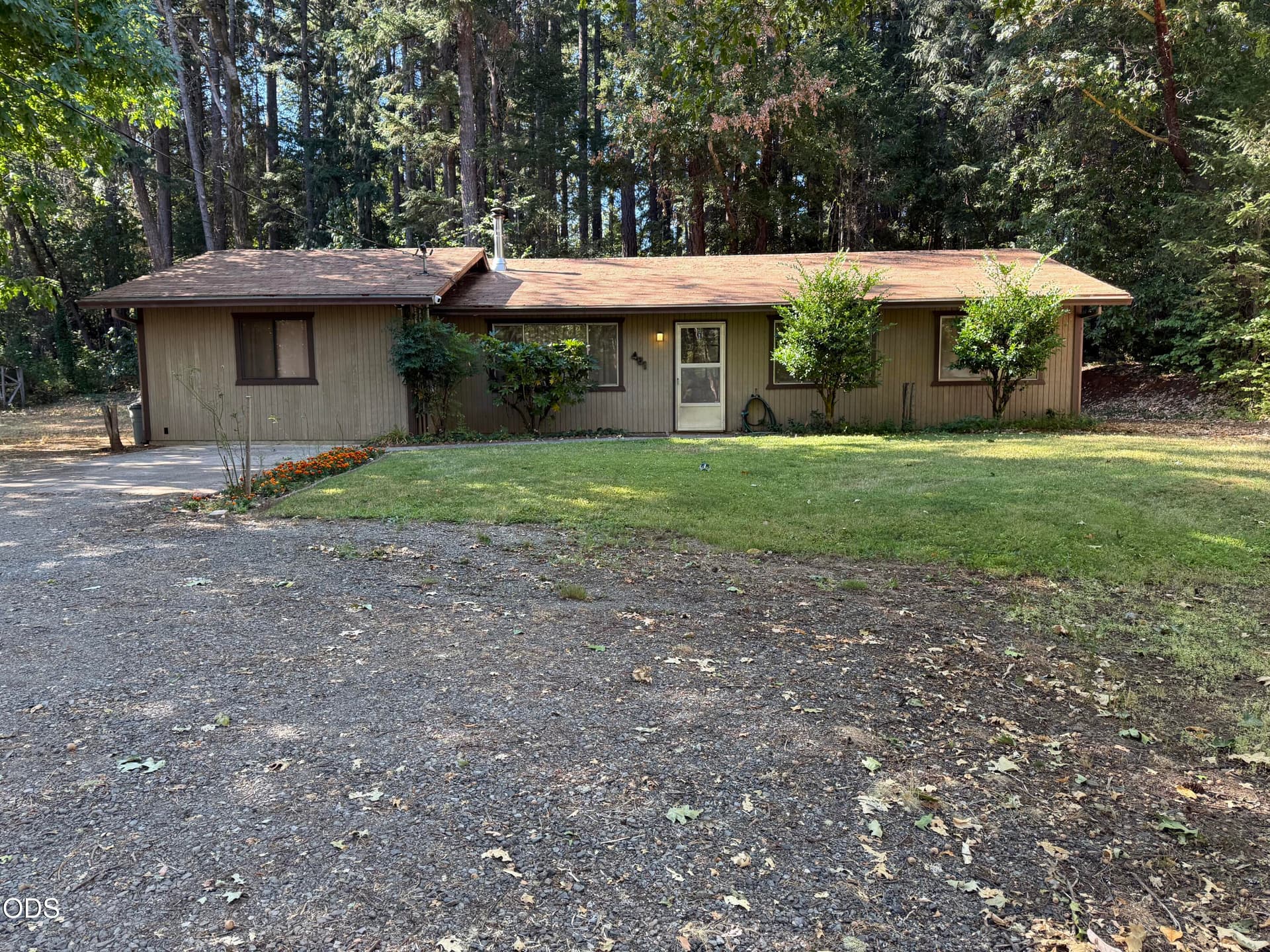 Front view of home.. Photo 1 of 20, 461 Fir Drive, Cave Junction, OR 97523