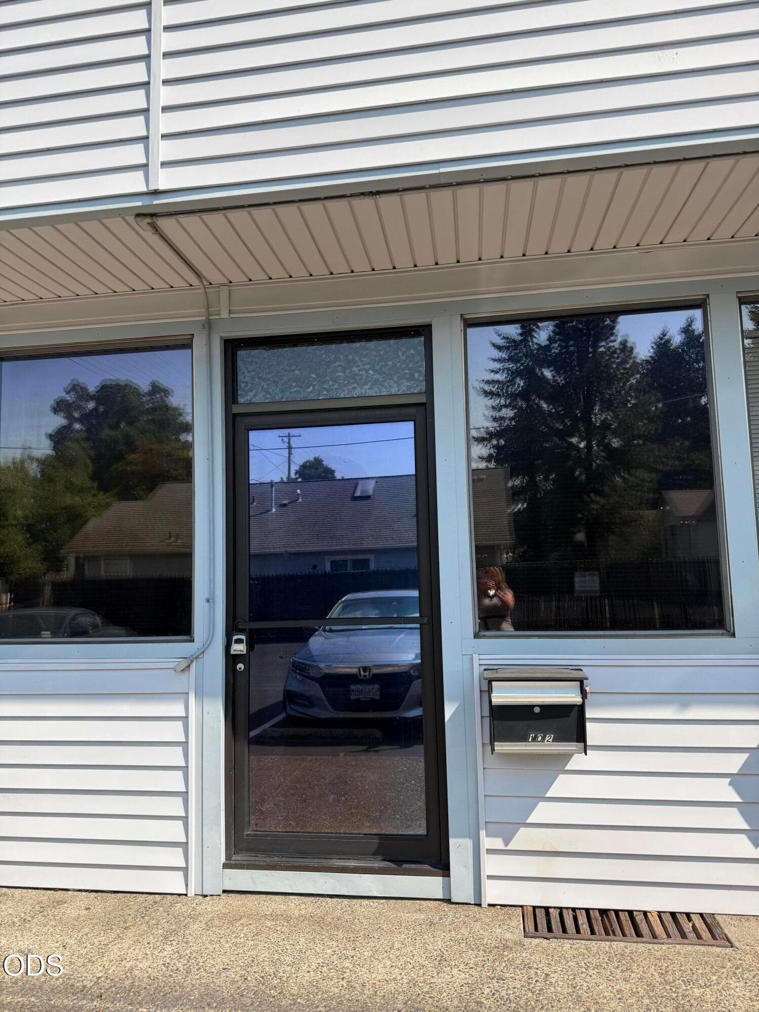 2. Photo 2 of 6, 700 E Main Street Unit 102, Medford, OR 97504