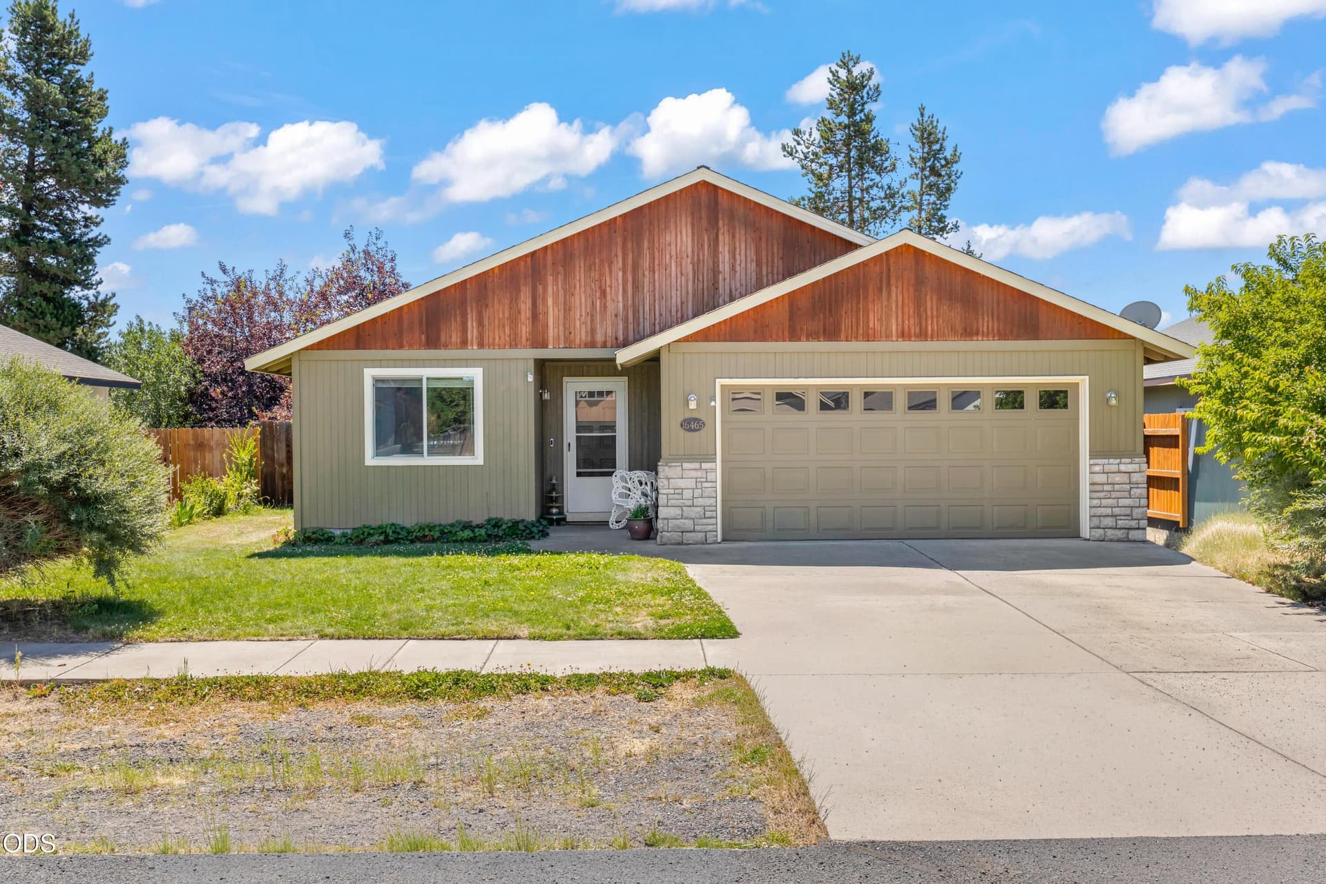 01. Photo 2 of 29, 16465 Riley Drive, La Pine, OR 97739