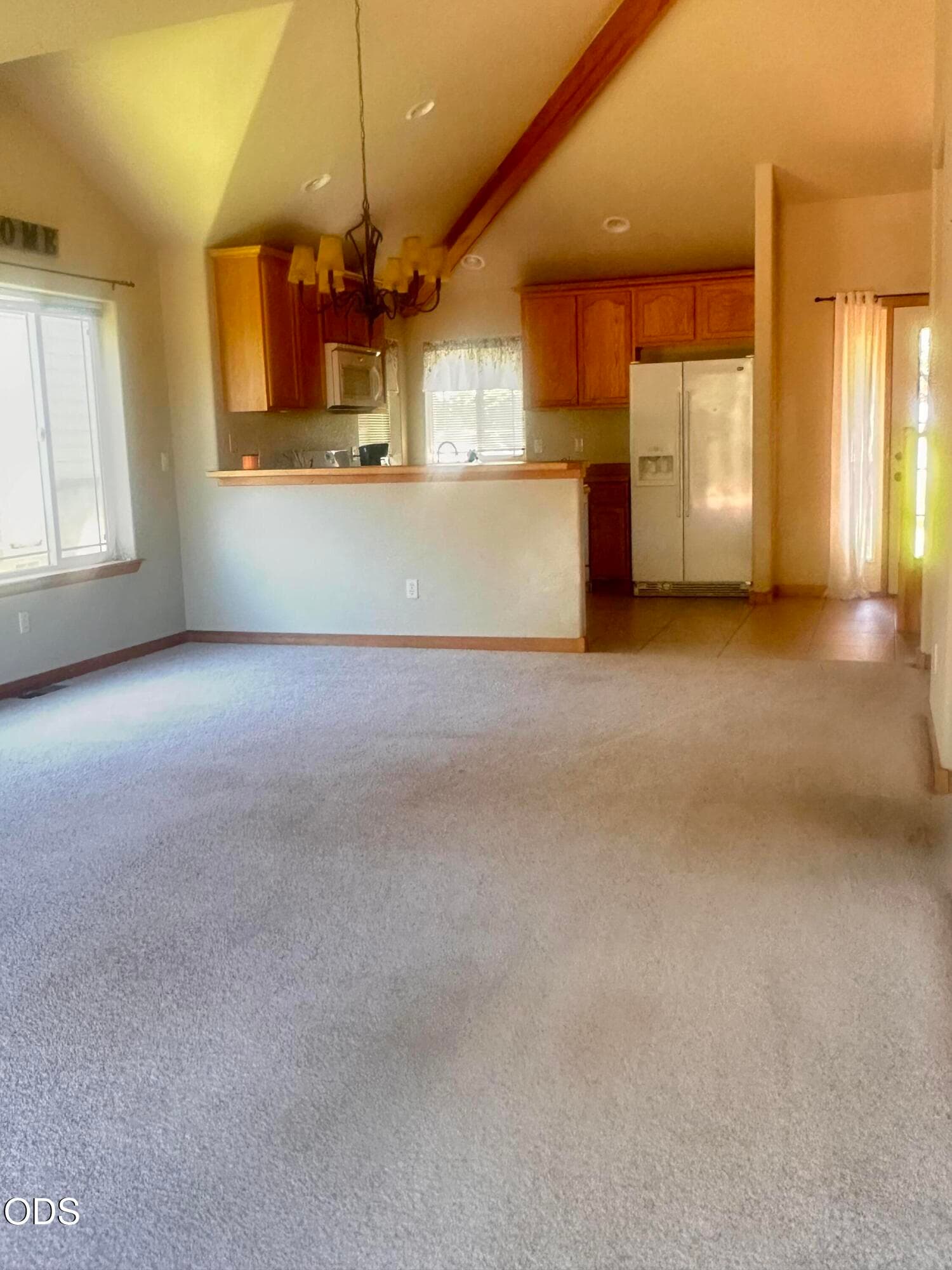 Kitchen. Photo 5 of 17, 4815 Falcon Drive, Klamath Falls, OR 97601