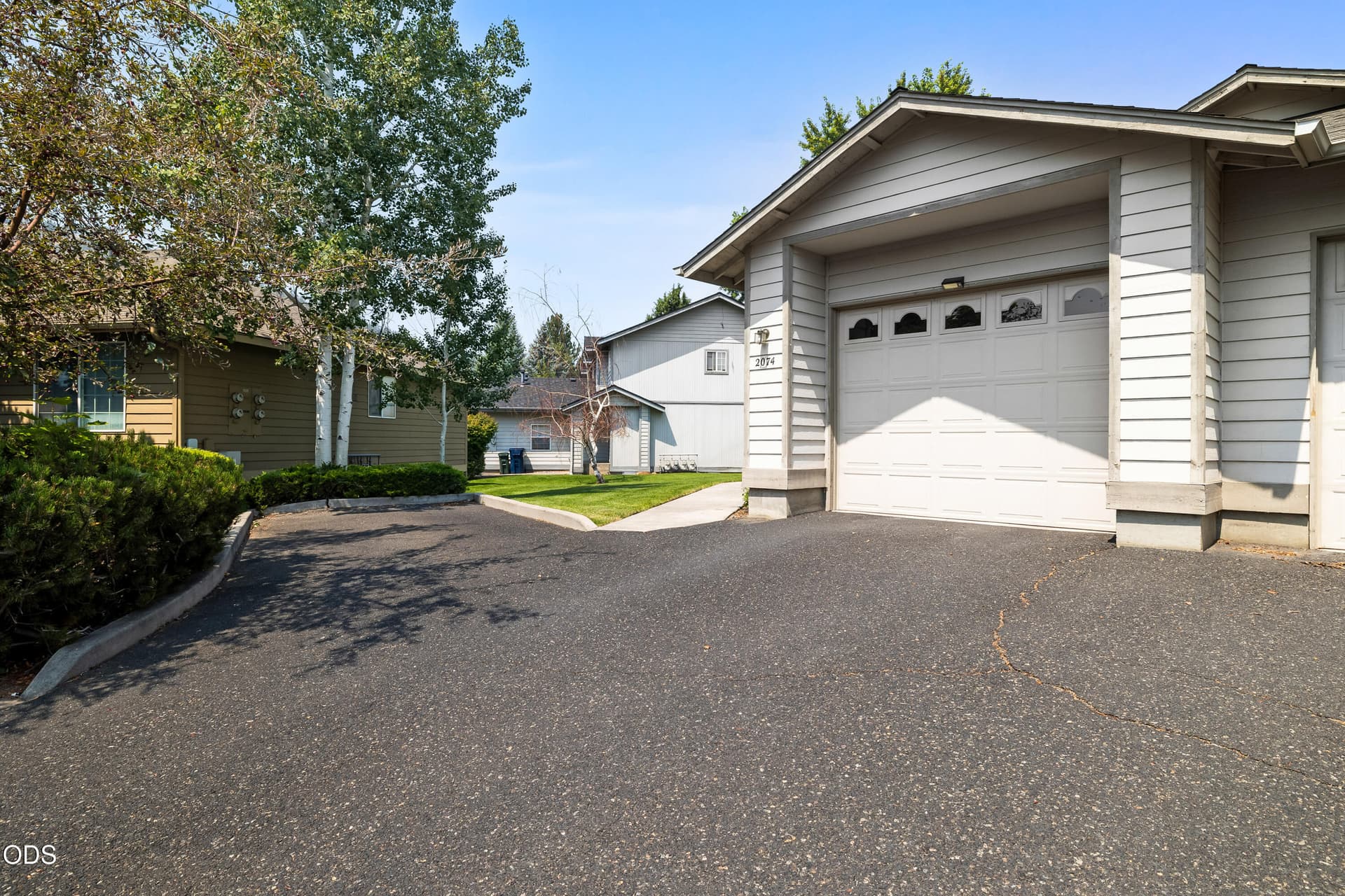 03-20260805 JILL ROSELL-3. Photo 4 of 21, 2074 NE Chanel Court, Bend, OR 97701