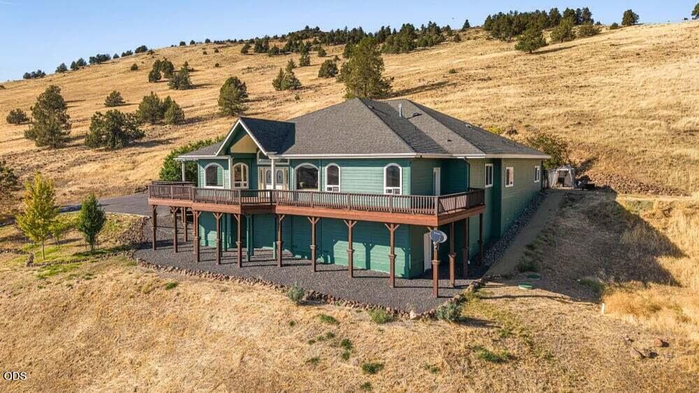 p02. Photo 3 of 58, 3427 Plum Hill Road, Klamath Falls, OR 97601