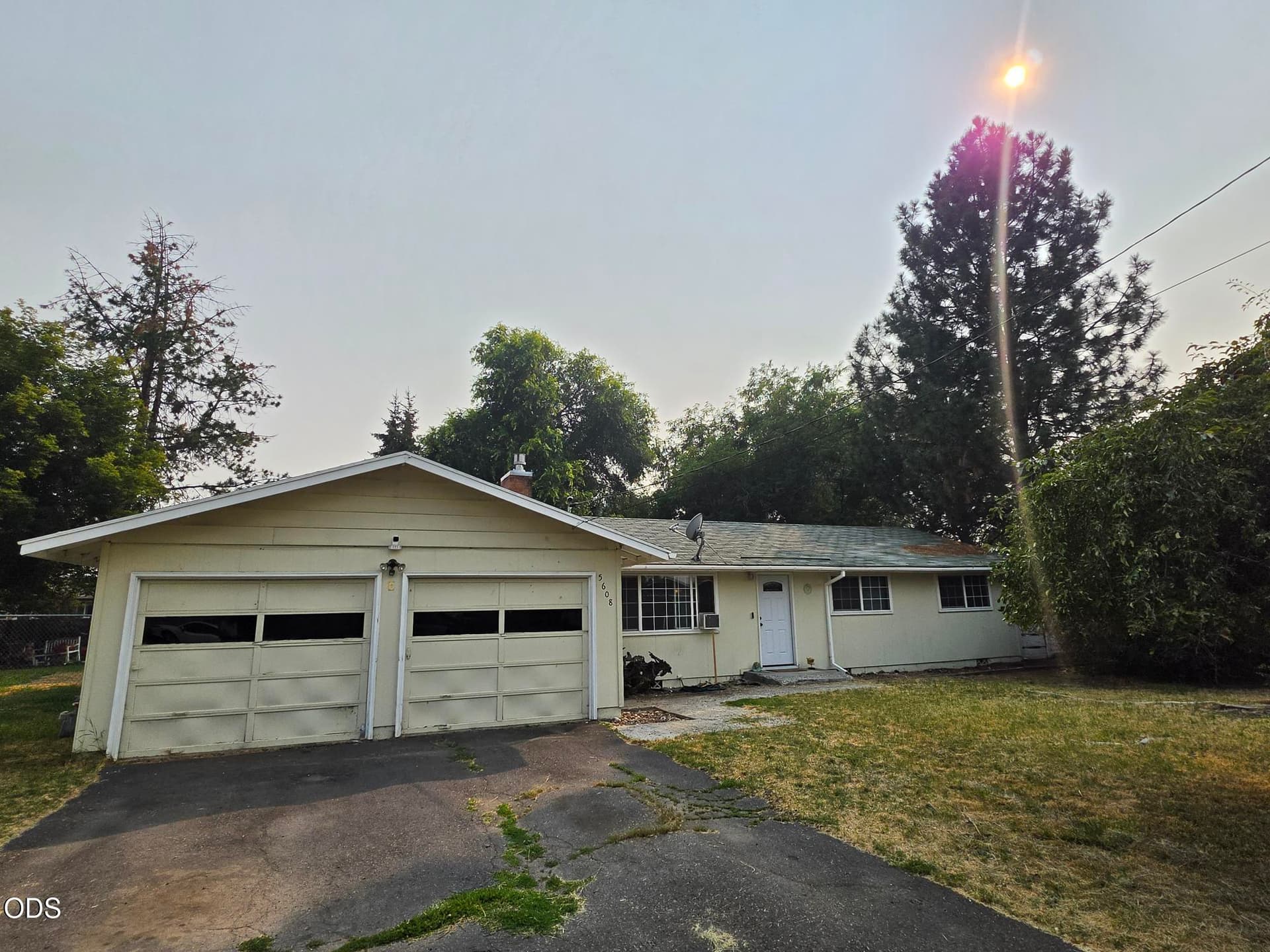 Front. Photo 1 of 35, 5608 Bel Aire Drive, Klamath Falls, OR 97603