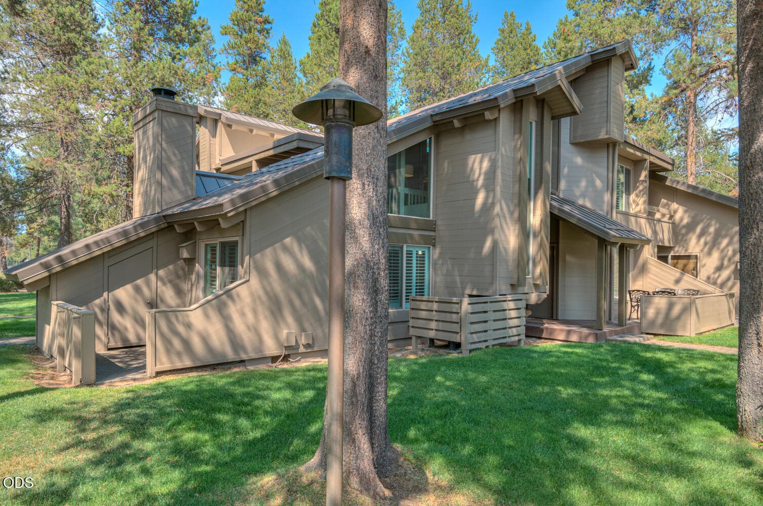 31 Tennis Village - 3. Photo 3 of 29, 17636 Tennis Village Court Unit 31, Sunriver, OR 97707