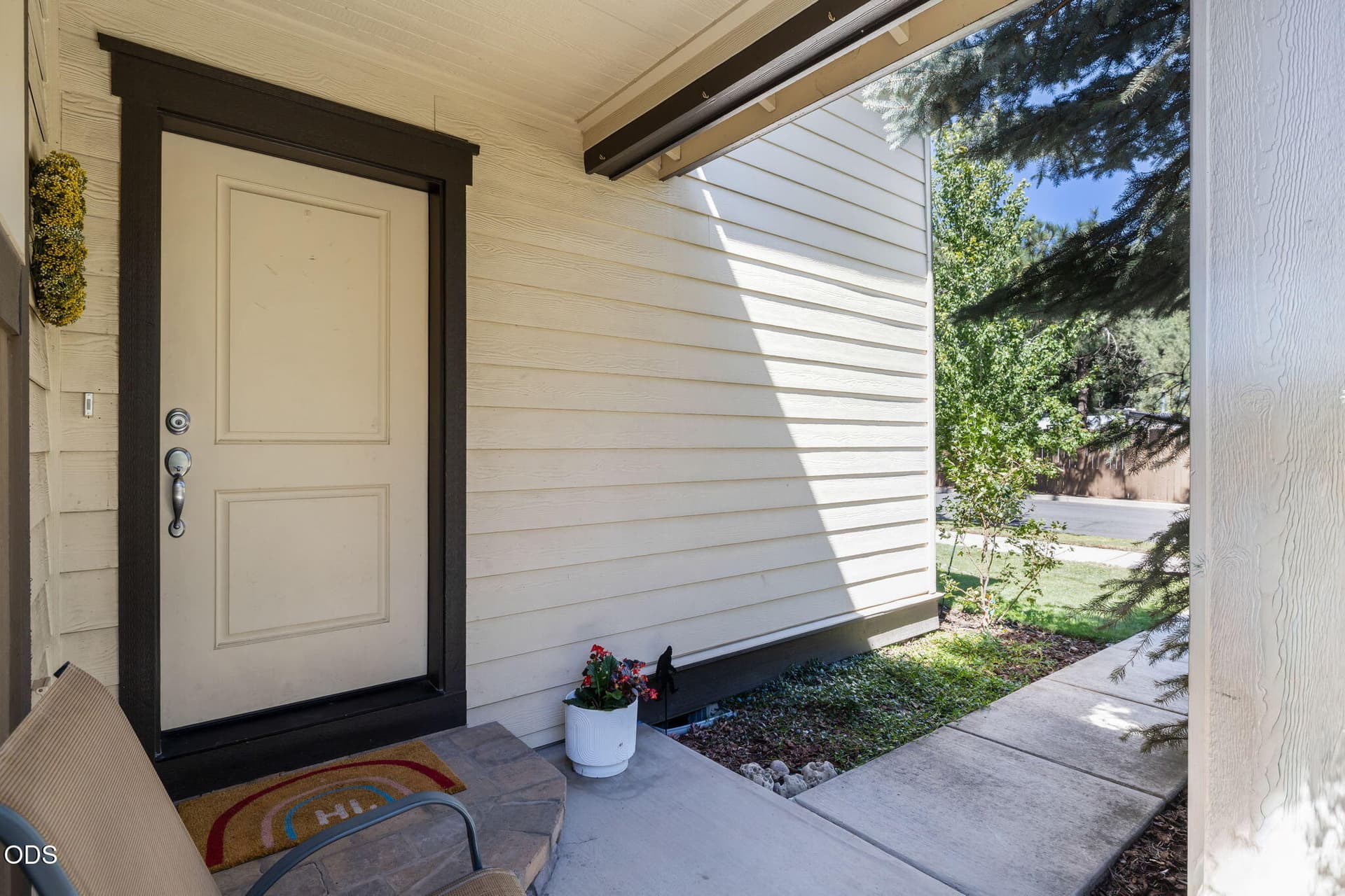 Front Porch. Photo 2 of 35, 20265 Hufflepuff Court, Bend, OR 97702