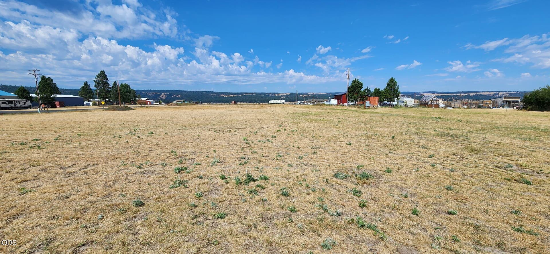 1000005405. Photo 5 of 9, 303 W Despain Street, Ukiah, OR 97880