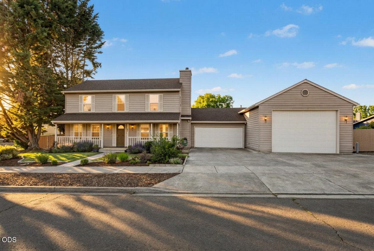 Stonebrook GH. Photo 1 of 60, 2769 Stonebrook Drive, Medford, OR 97504