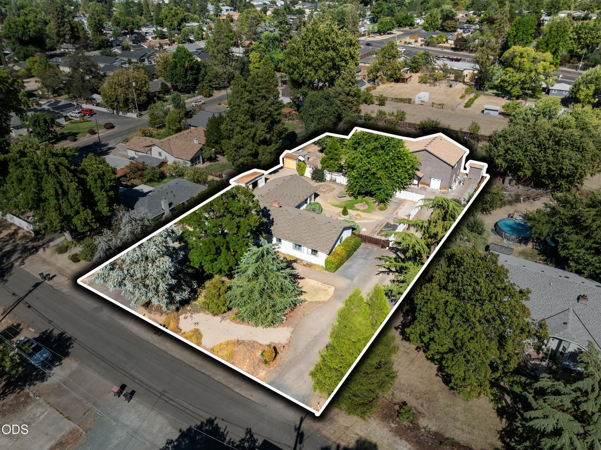 61_1320-covina- lotline 3. Photo 1 of 51, 1320 Covina Avenue, Medford, OR 97504