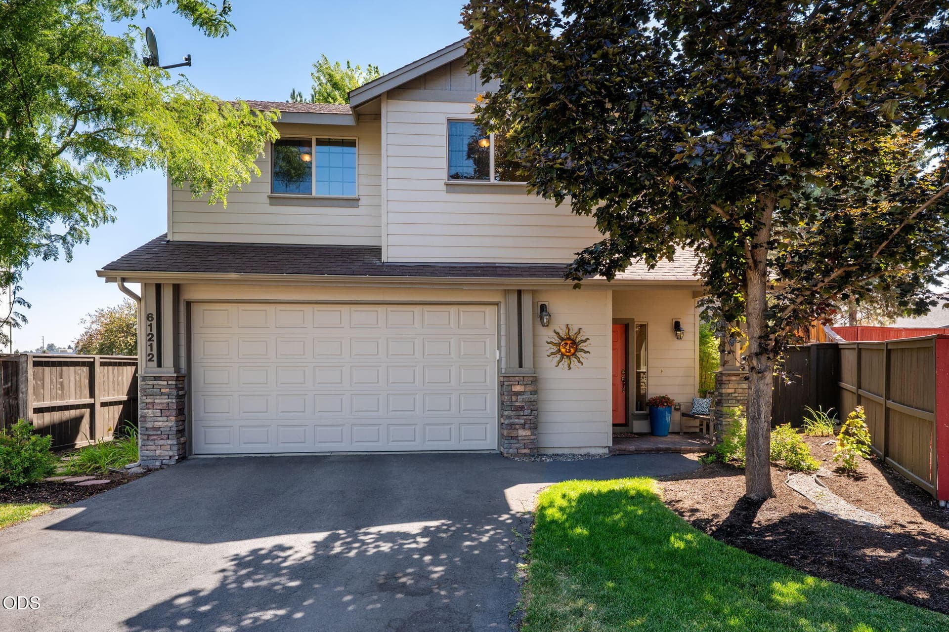 61212-Brittle-Bush-St-Bend-OR-97702-144. Photo 2 of 43, 61212 Brittle Bush Street, Bend, OR 97702