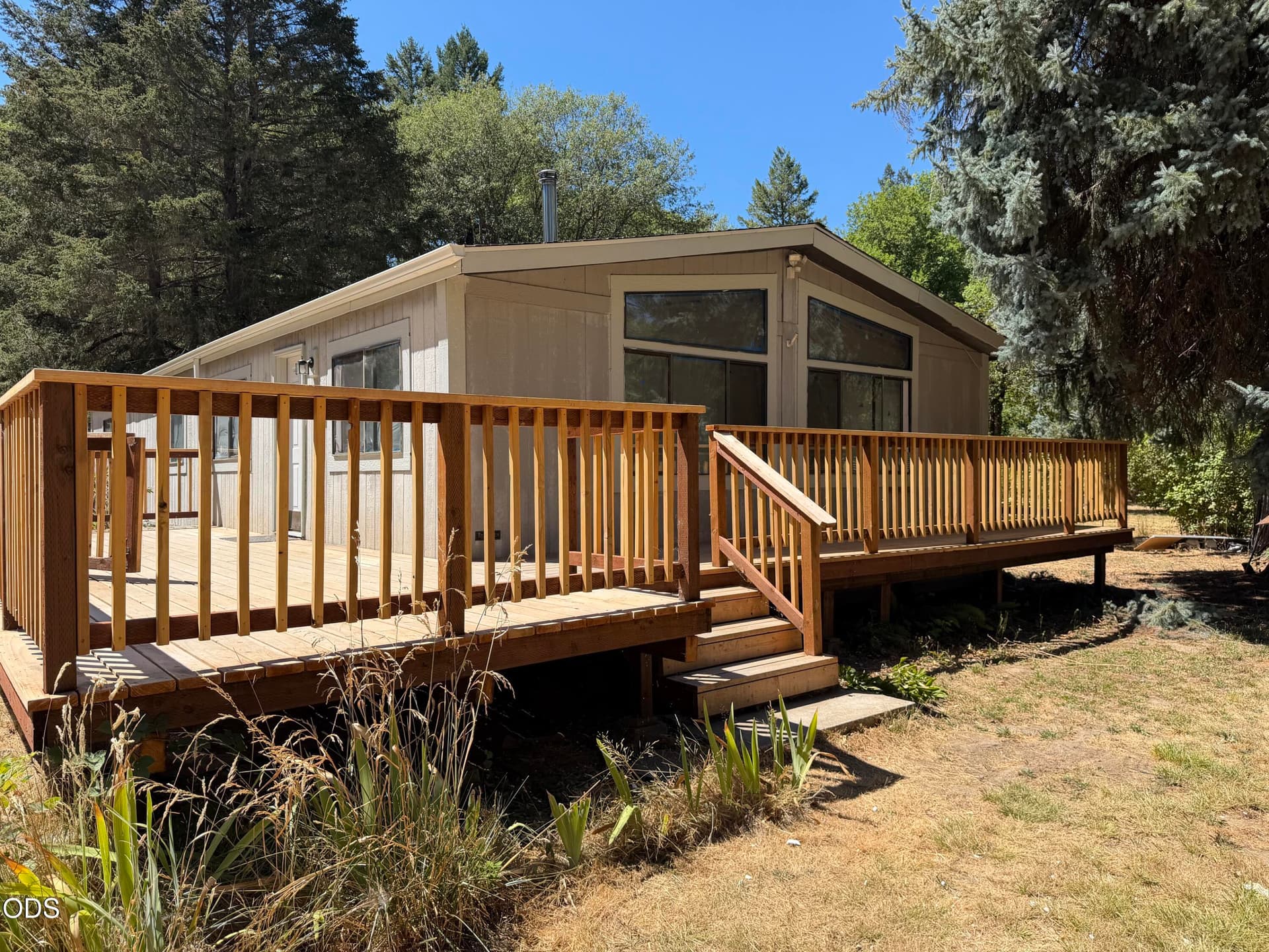 image8. Photo 2 of 24, 5189 Riverbanks Road, Grants Pass, OR 97527