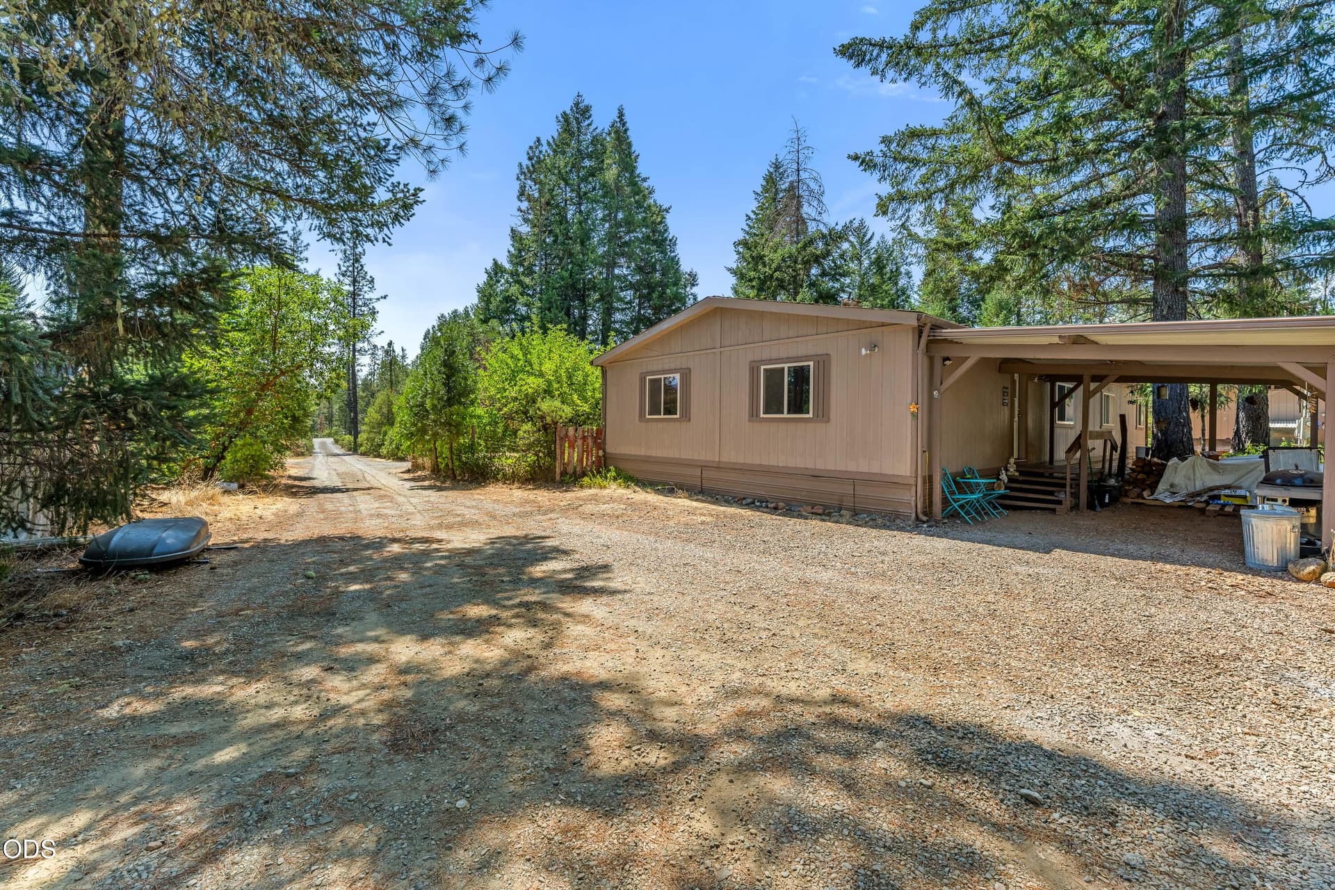 09-EXT (2 of 22). Photo 3 of 38, 32142 Redwood Highway, O'Brien, OR 97534