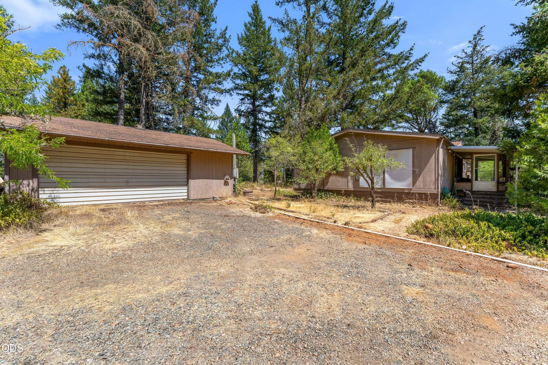 15-EXT (8 of 22). Photo 4 of 38, 32142 Redwood Highway, O'Brien, OR 97534