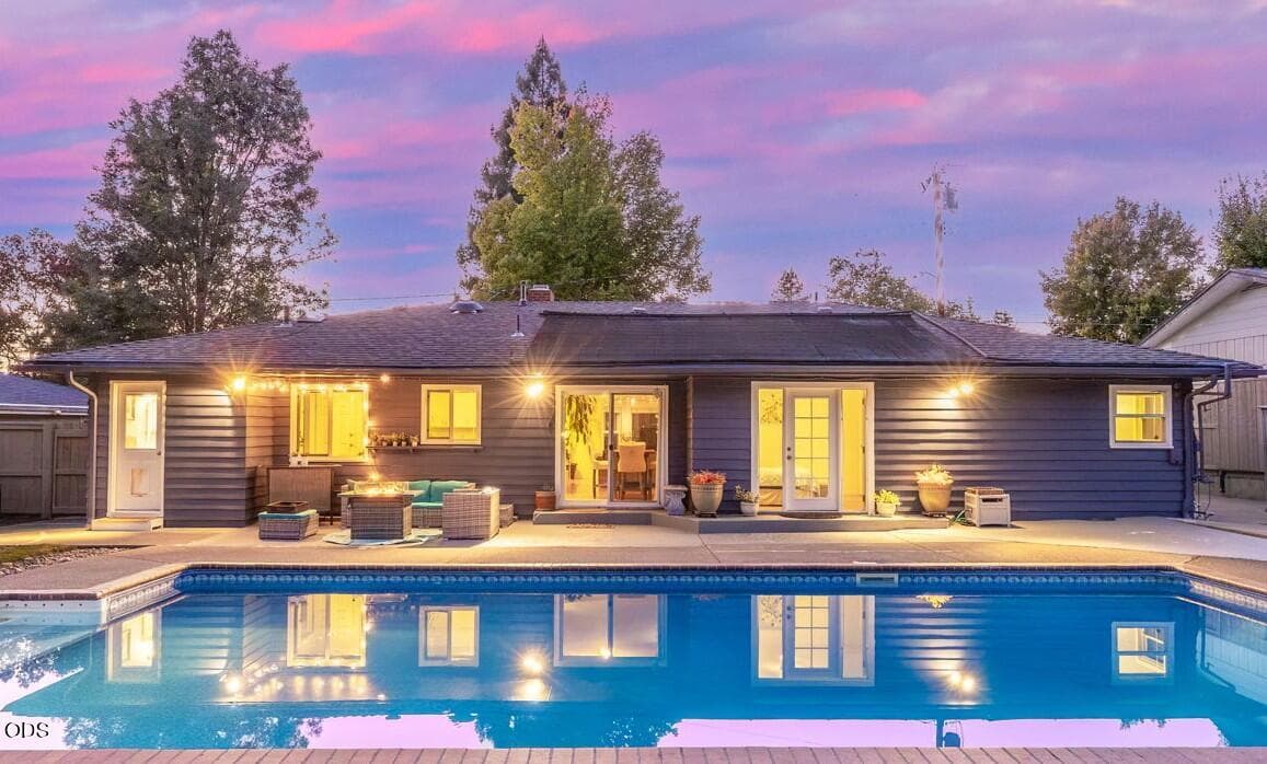 Pool House!. Photo 1 of 95, 349 Lindero, Medford, OR 97504