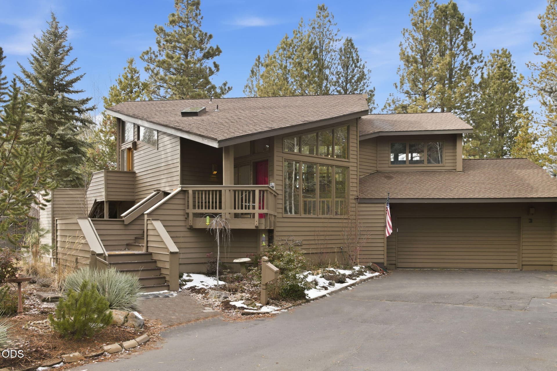 2-web-or-mls-DSC_5779. Photo 2 of 32, 17926 Playoff Lane Unit 3, Sunriver, OR 97707