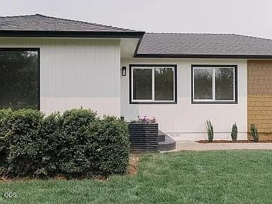 2. Photo 2 of 45, 3842 W Main Street, Medford, OR 97501