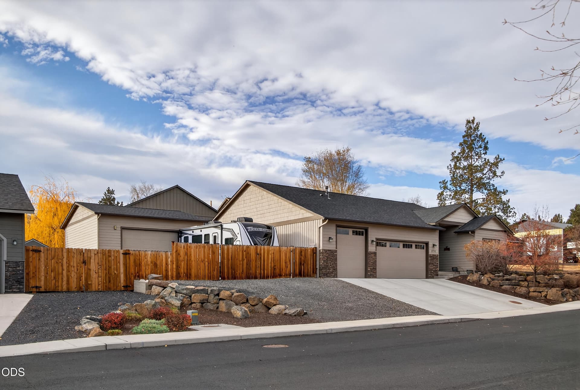 Shop & RV Parking. Photo 1 of 44, 2793 SW 33rd Street, Redmond, OR 97756