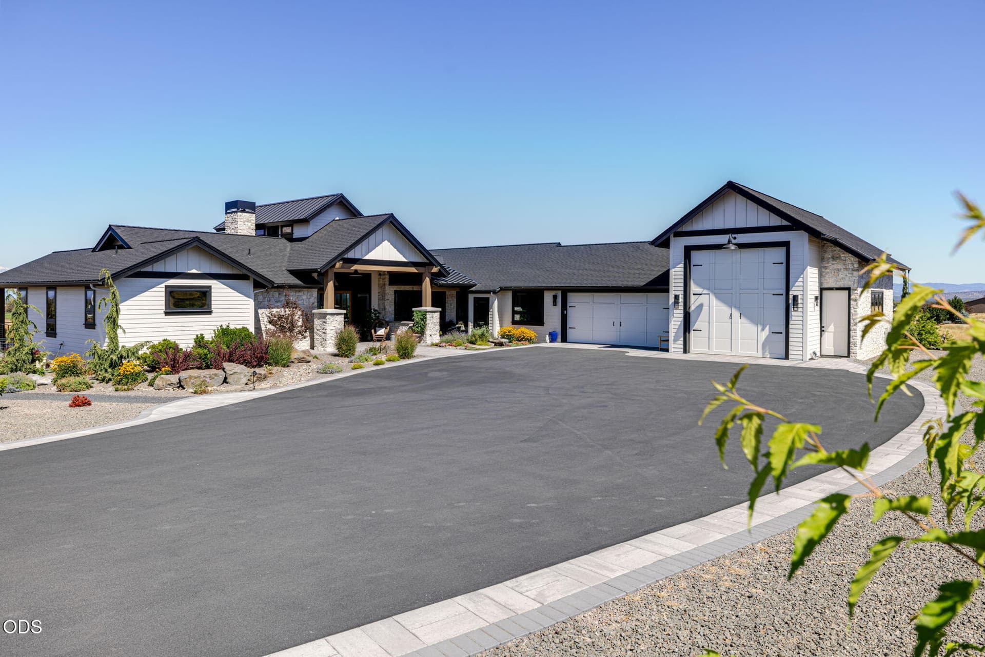 120-web-or-mls-Tyler_Phillips_Photograph. Photo 1 of 85, 7521 SW Mill Iron Circle, Powell Butte, OR 97753