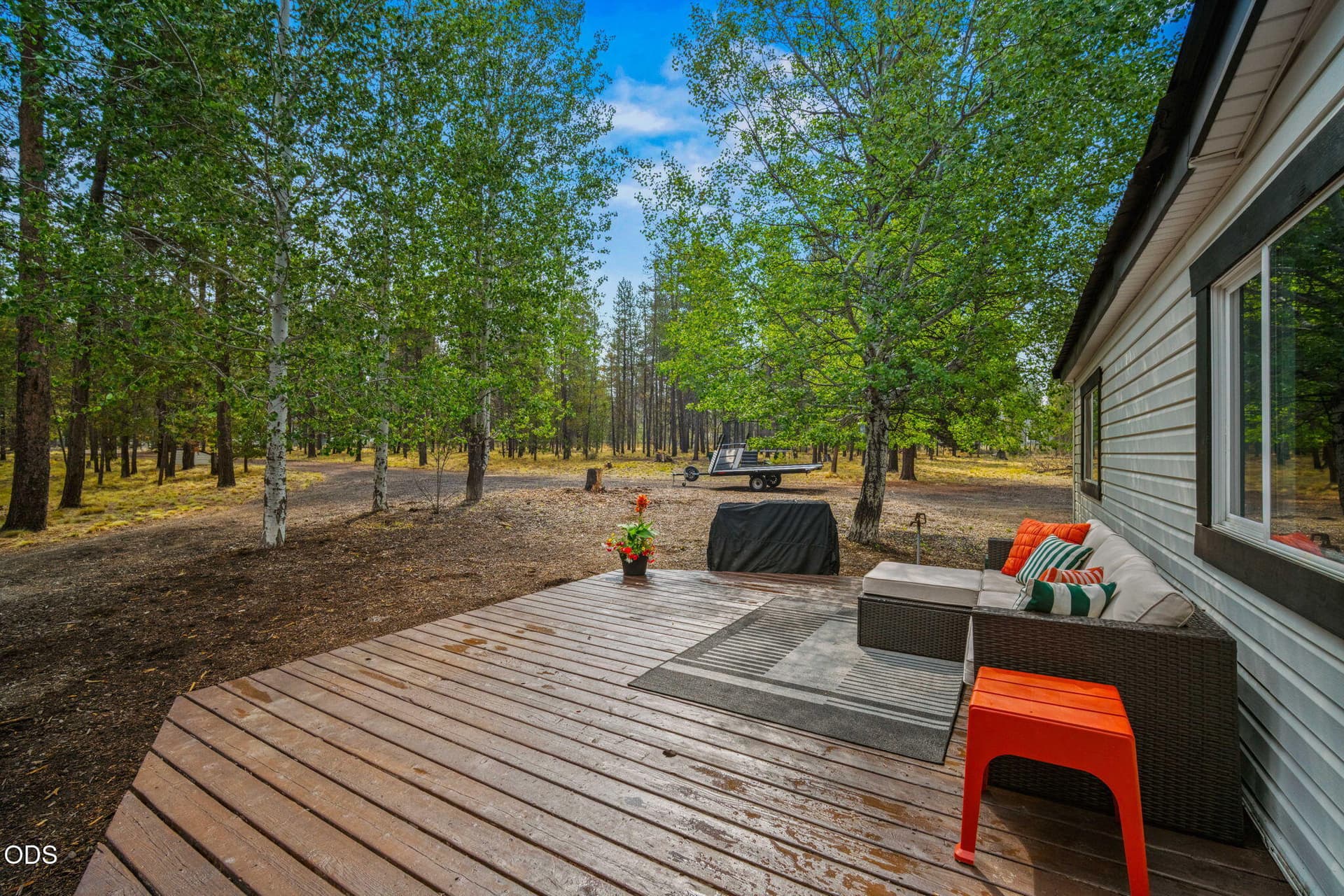 8-web-or-mls-54761 Pinewood-8. Photo 4 of 39, 54761 Pinewood Avenue, Bend, OR 97707