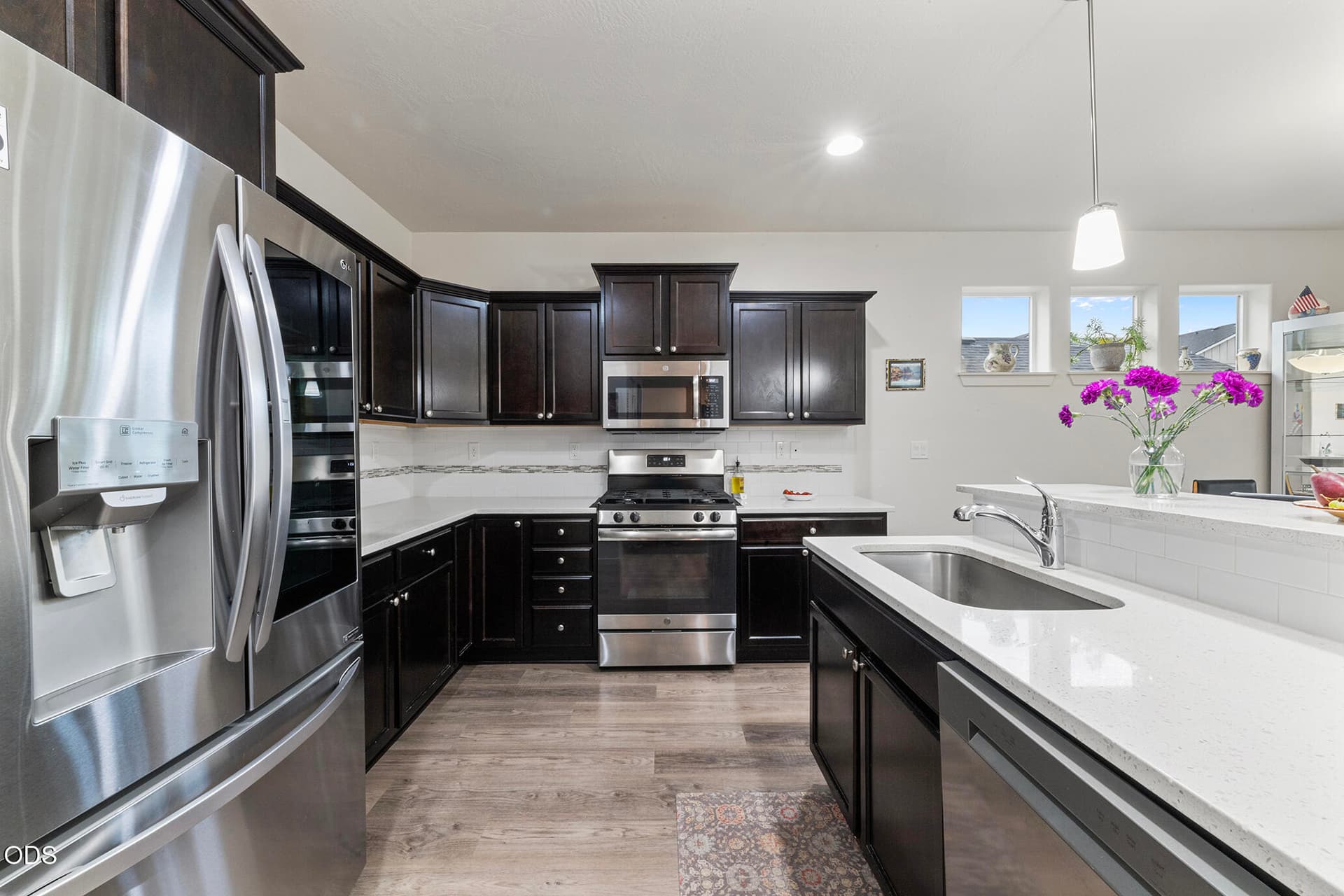 4. Photo 4 of 27, 3775 Sidney Way, Medford, OR 97504