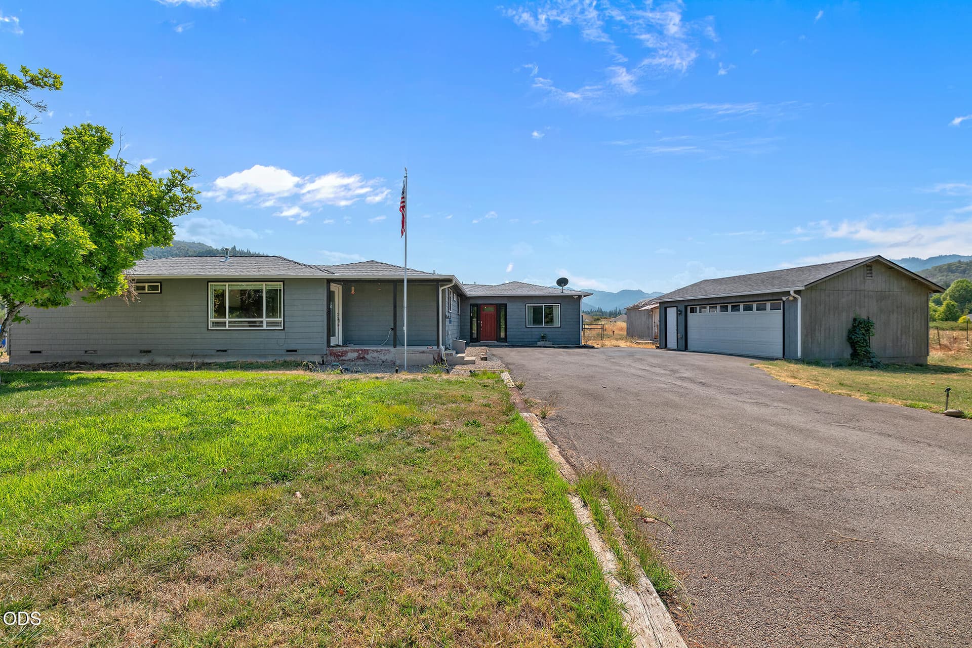 DSC_6526. Photo 1 of 56, 95 Champlin Lane, Gold Hill, OR 97525