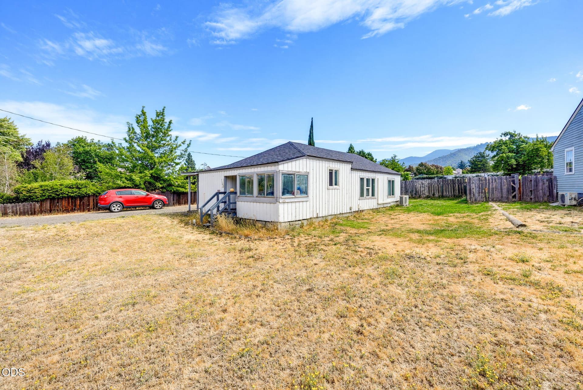 Apx1342EM00001. Photo 1 of 15, 1342 E Main Street, Ashland, OR 97520