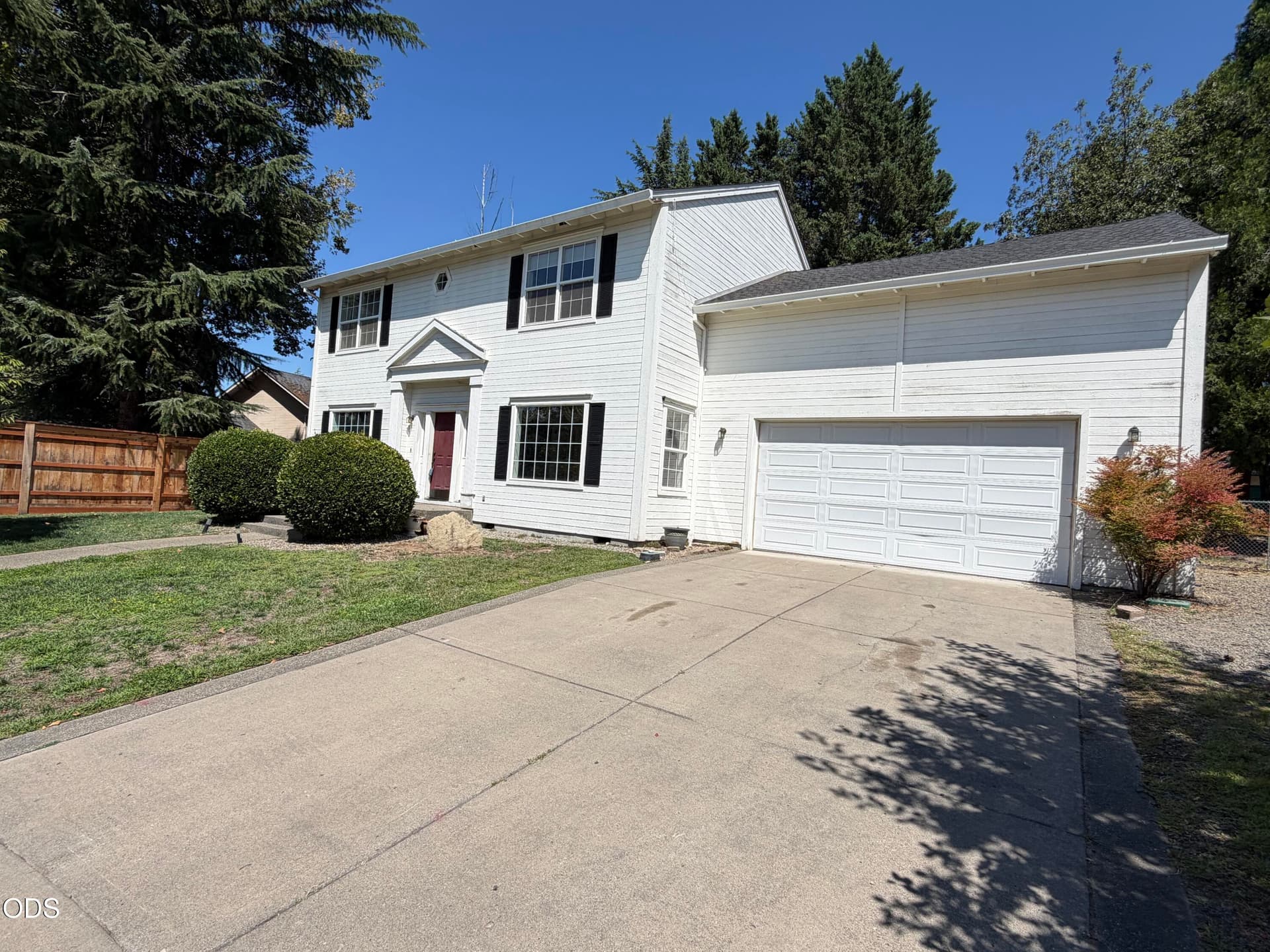 IMG_1845. Photo 2 of 27, 3223 Parkview Court, Medford, OR 97504