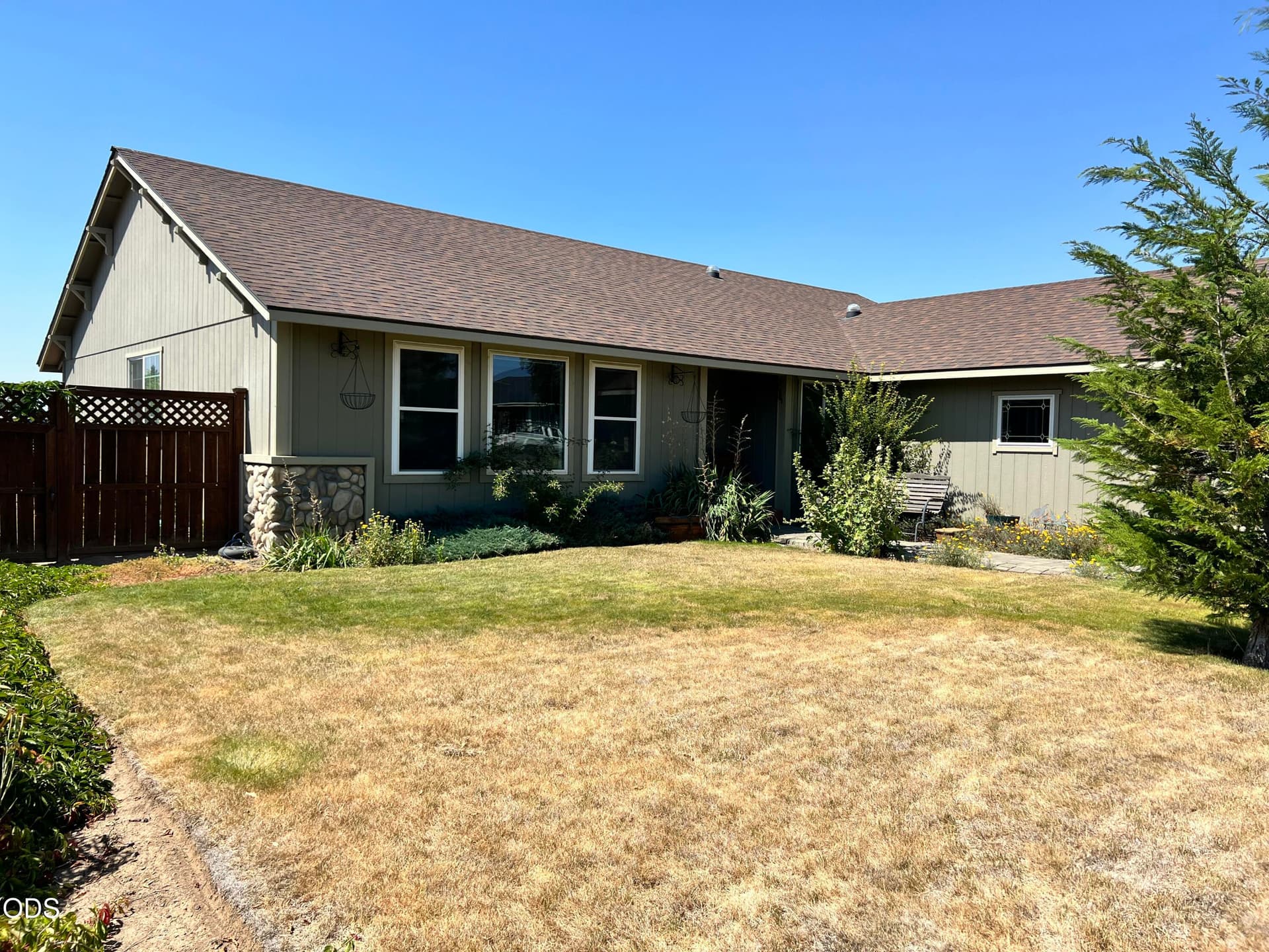 IMG_4036 2. Photo 4 of 55, 411 Meadowview Street, Culver, OR 97734