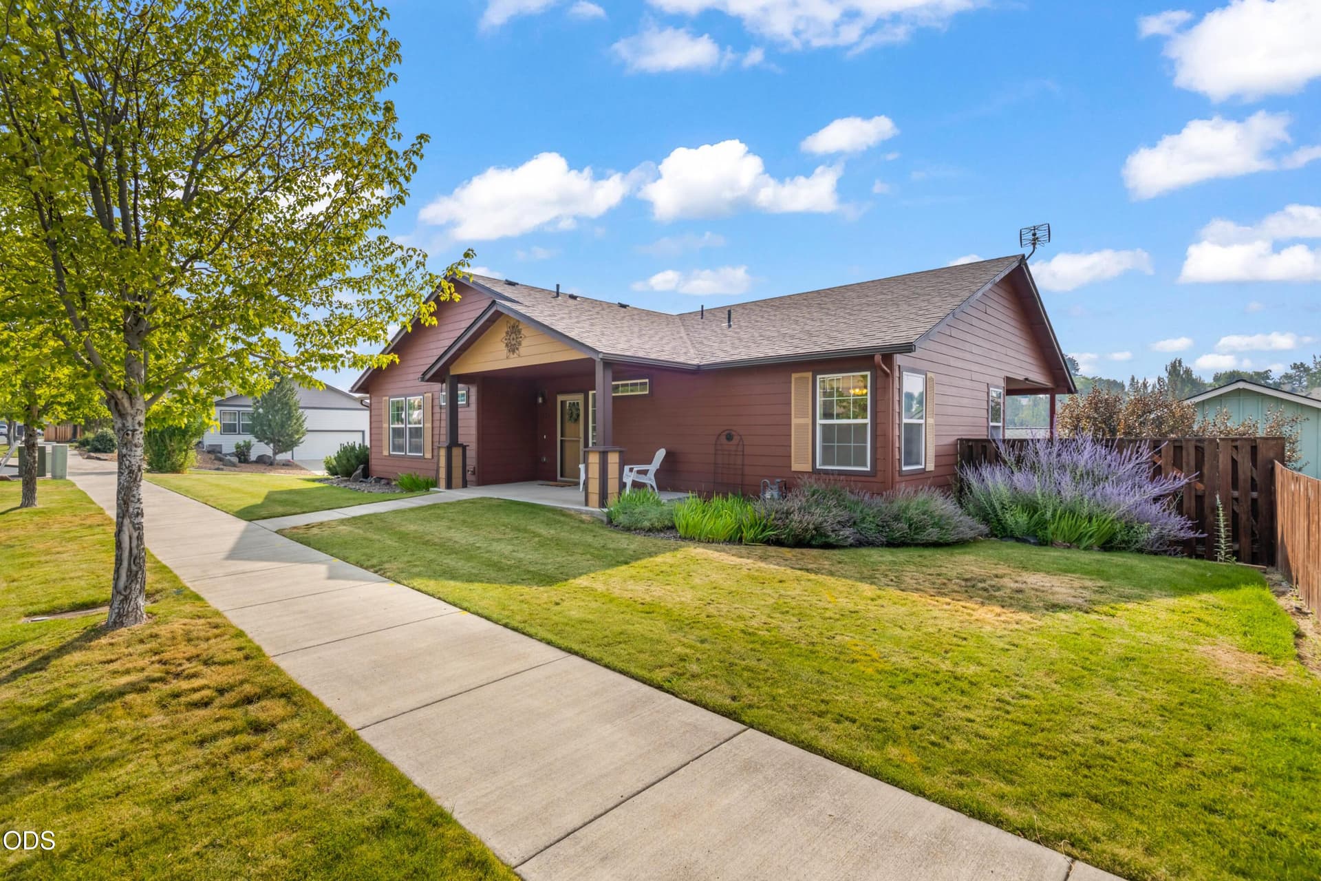 02. Photo 3 of 31, 534 NE Brookstone Drive, Prineville, OR 97754