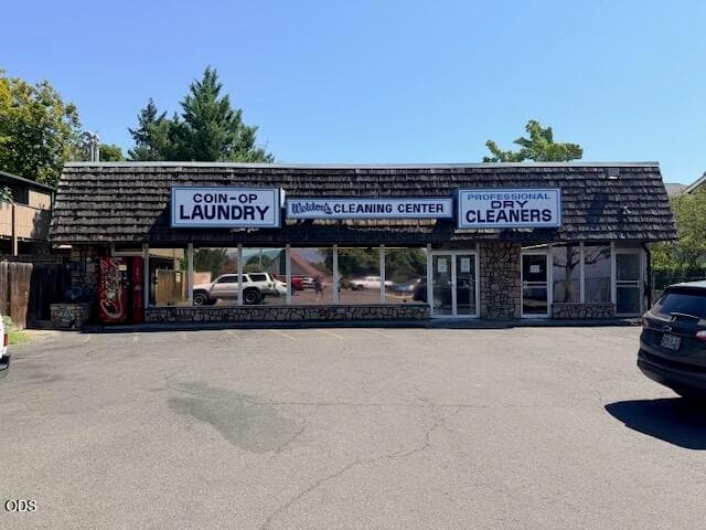 IMG_1525. Photo 1 of 6, 642 Crater Lake Avenue, Medford, OR 97504