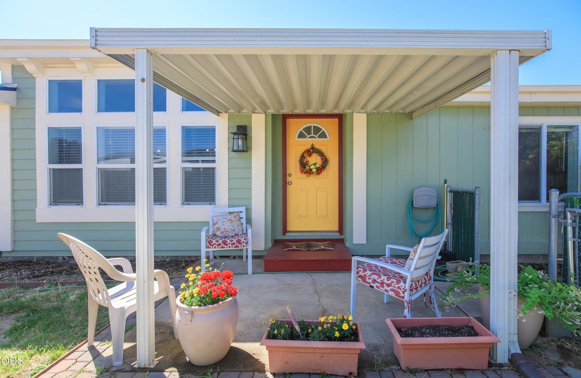 Welcome to 1289 Nadia Way. Photo 1 of 34, 1289 Nadia Way, Central Point, OR 97502