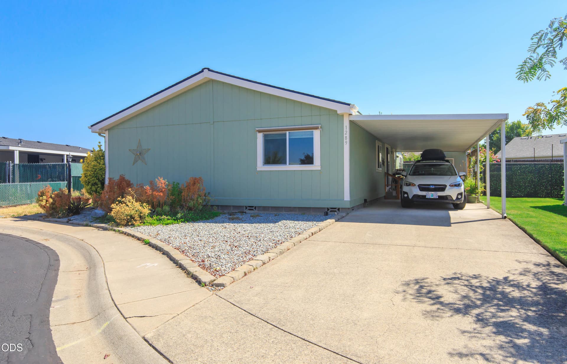 Front view. Photo 2 of 34, 1289 Nadia Way, Central Point, OR 97502