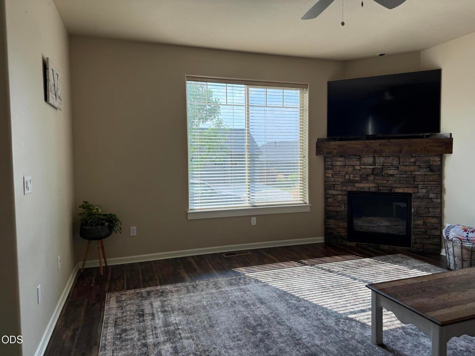3. Photo 3 of 33, 1296 NE Wilshire Drive, Prineville, OR 97754