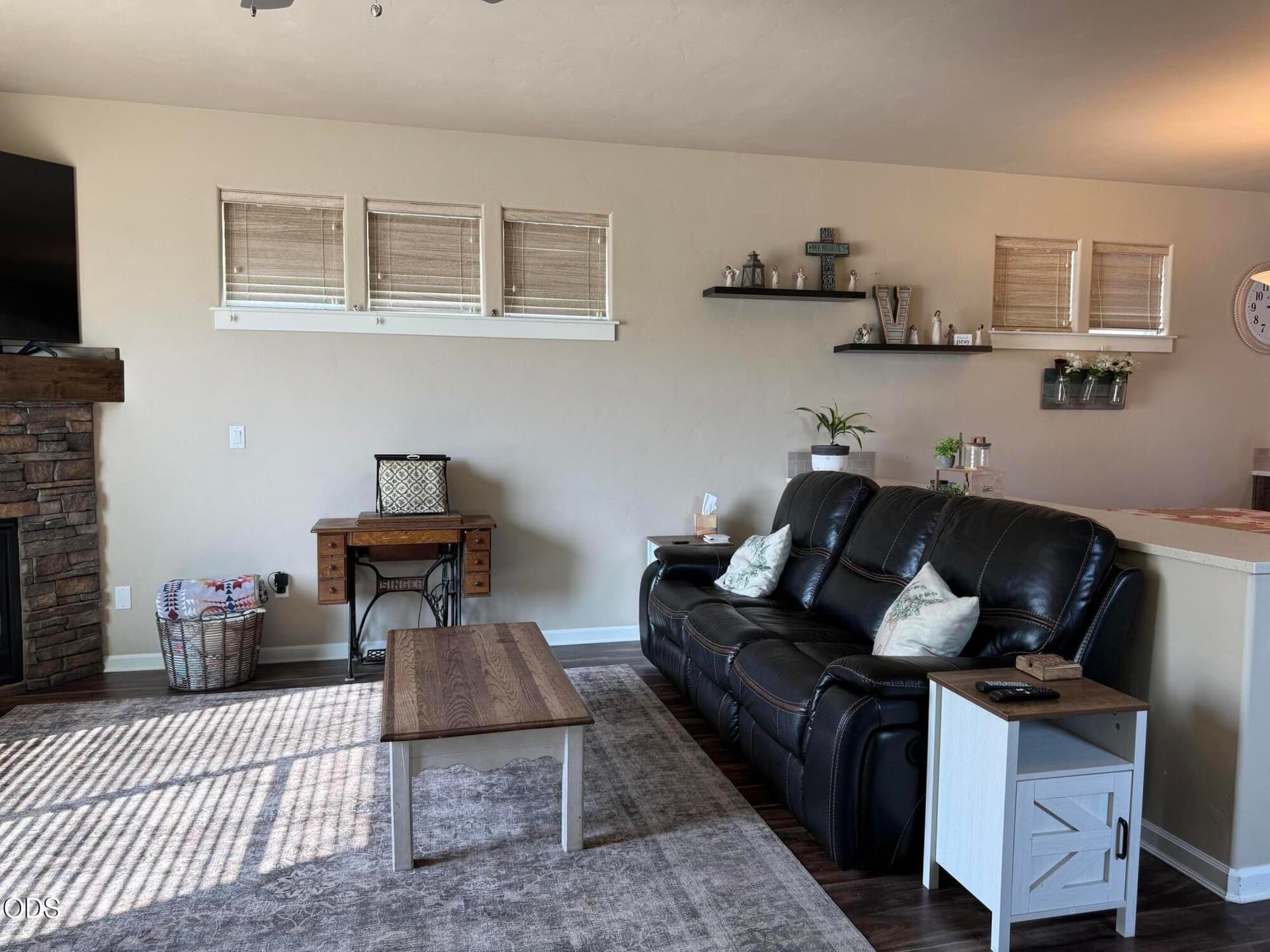 5. Photo 5 of 33, 1296 NE Wilshire Drive, Prineville, OR 97754