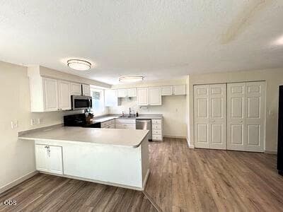 2. Photo 4 of 12, 5536 Williams Highway, Grants Pass, OR 97527