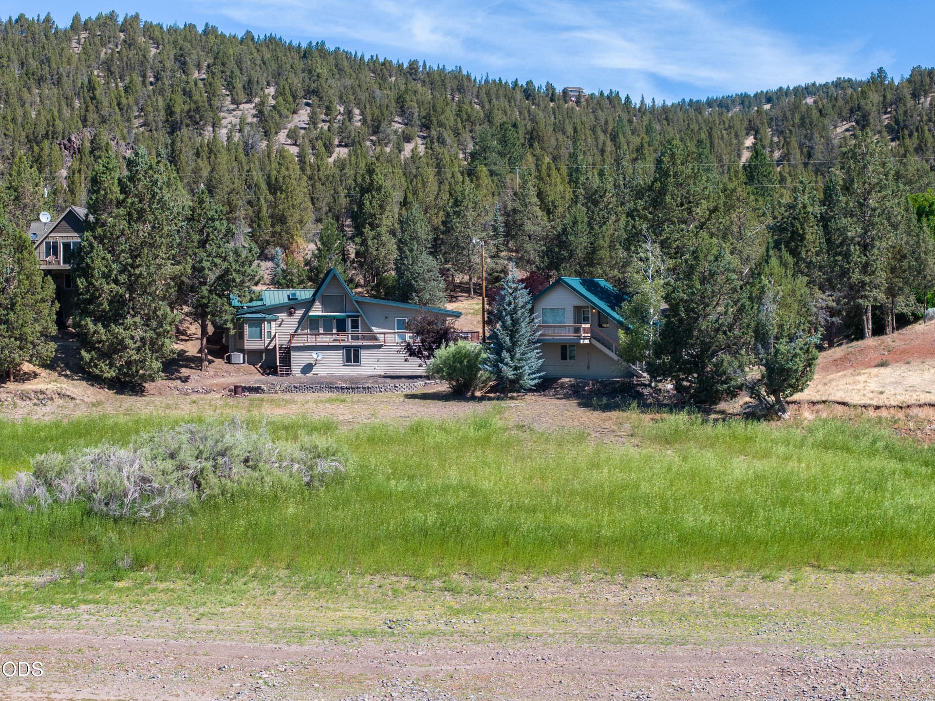 2 - 02 13226 NE Ochoco Hwy_030. Photo 2 of 49, 13226 N Ochoco Highway, Prineville, OR 97754