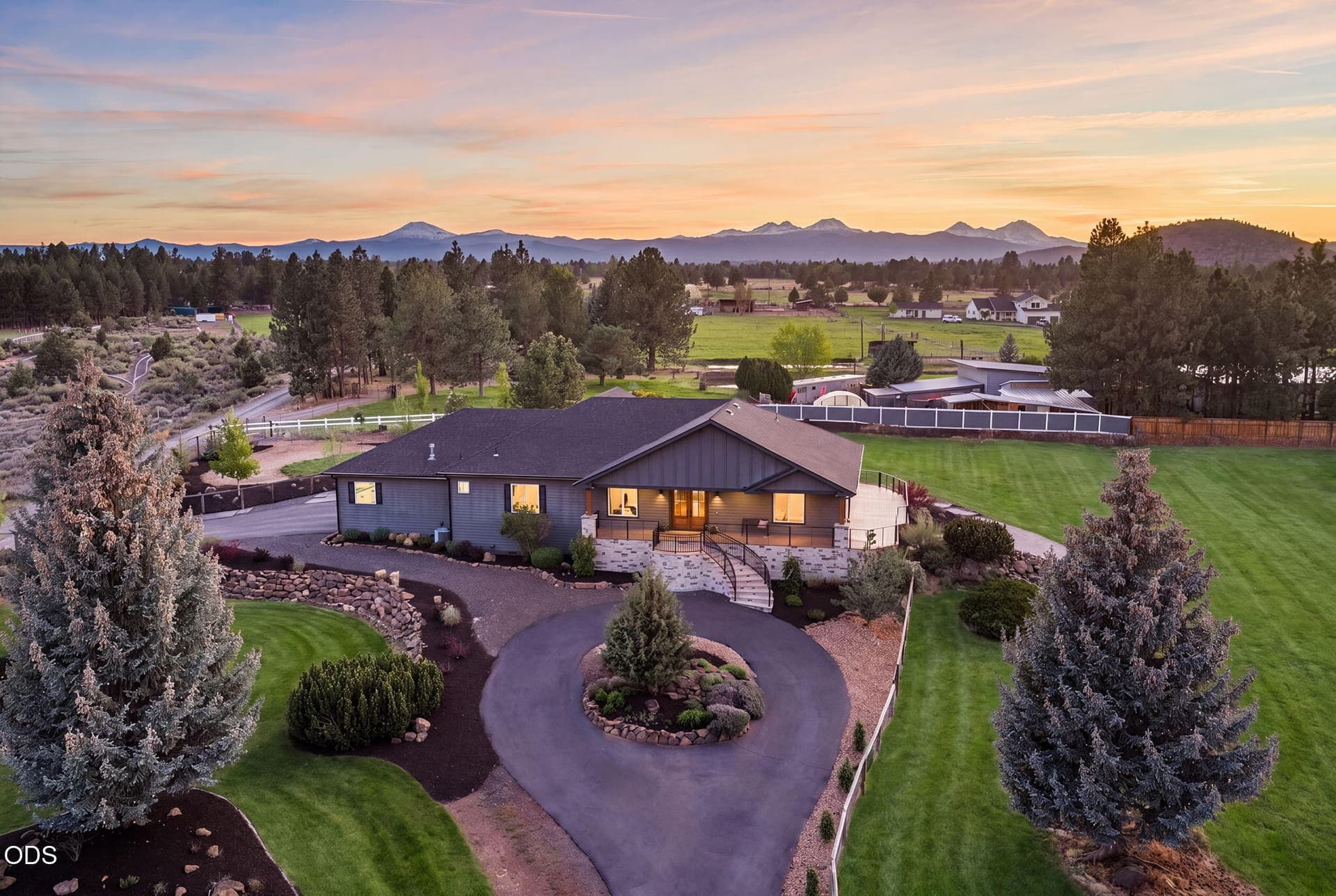 3. Photo 4 of 53, 61885 Ward Road, Bend, OR 97702