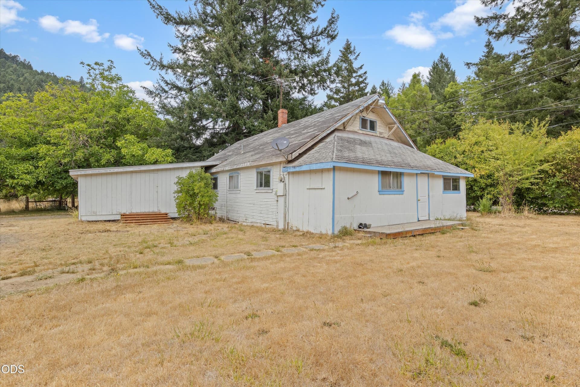 41-IMG_2127. Photo 3 of 40, 5586 Upper Cow Creek Road, Azalea, OR 97410
