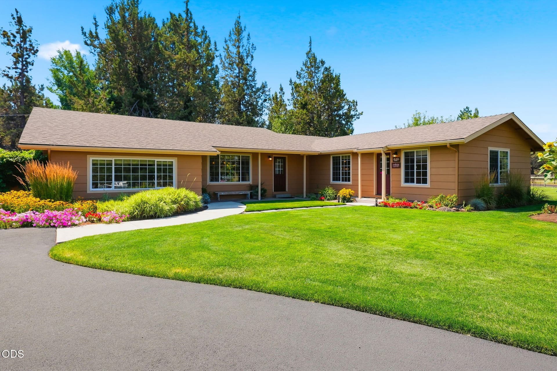 5-web-or-mls-Riley-Visuals-5. Photo 5 of 190, 22539 Martee Lane, Bend, OR 97701