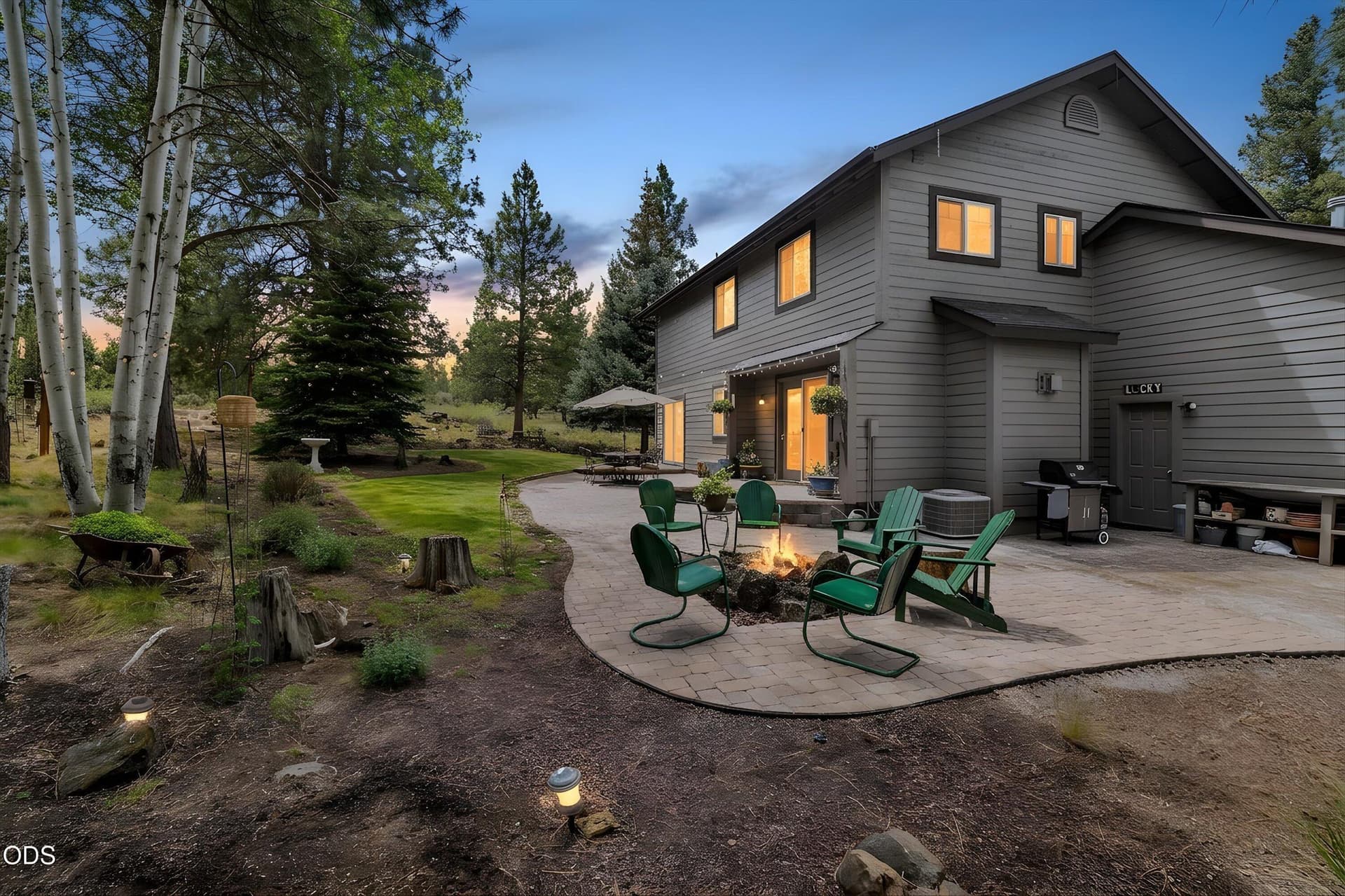36-20260528 JILL ROSELL. Photo 4 of 57, 20423 Heritage Avenue, Bend, OR 97702