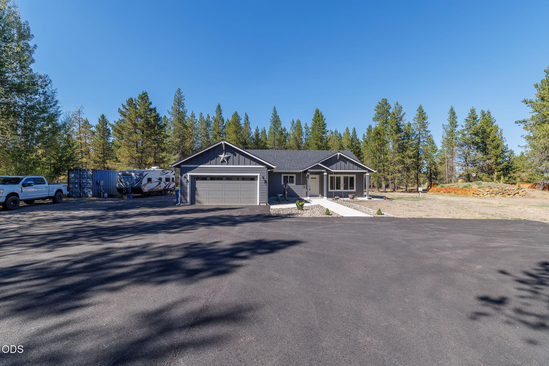 4-web-or-mls-17450 Meadow Way (3 of 44). Photo 2 of 48, 17450 Meadow Way, Bend, OR 97707