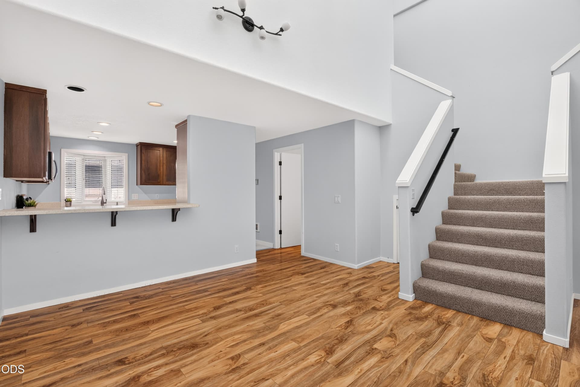 3. Photo 3 of 15, 1050 NE Butler Market Road Unit APT 29, Bend, OR 97701