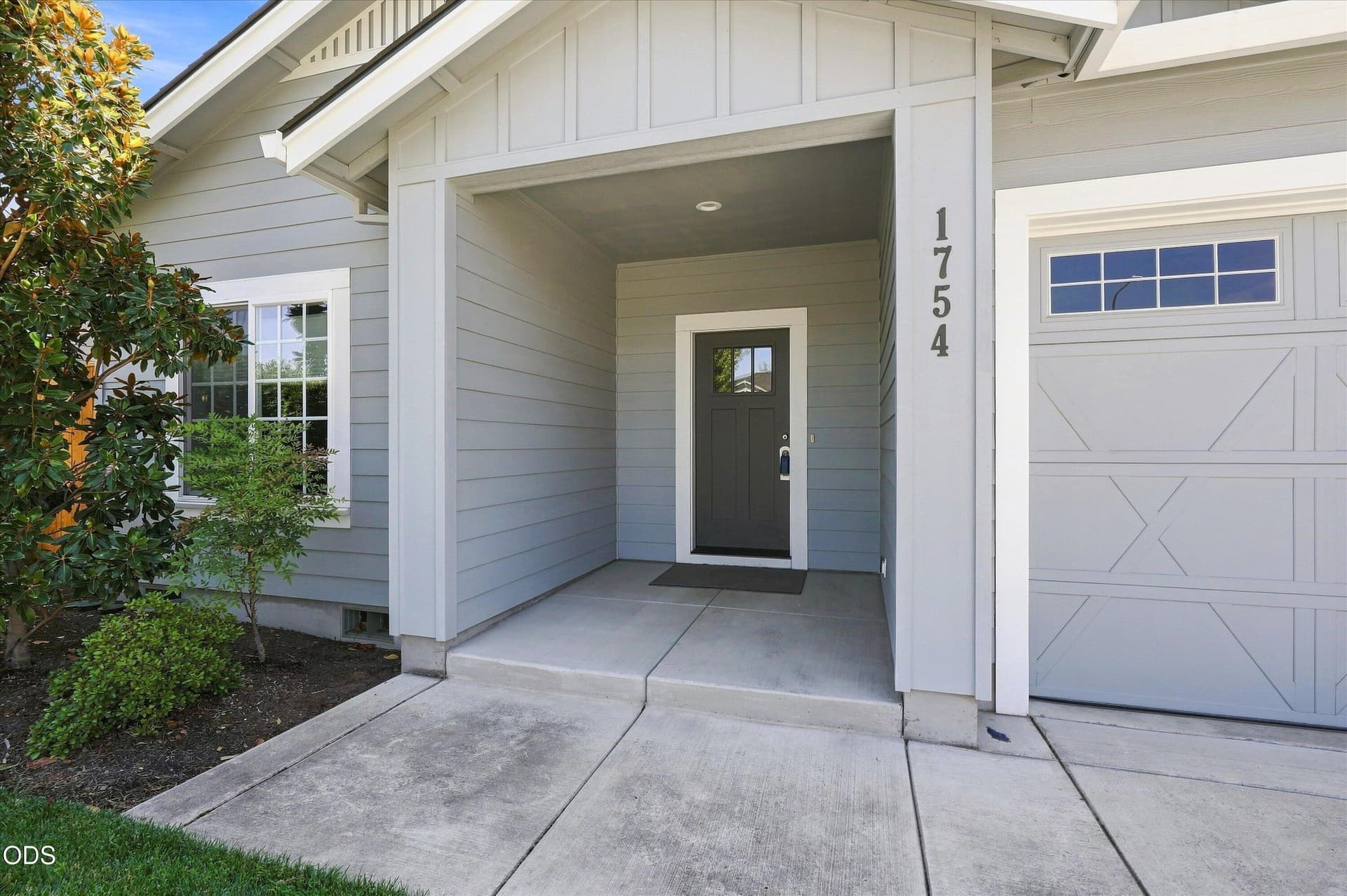 05-1754 Dragon Tail Pl-5. Photo 4 of 43, 1754 Dragon Tail Place, Medford, OR 97504