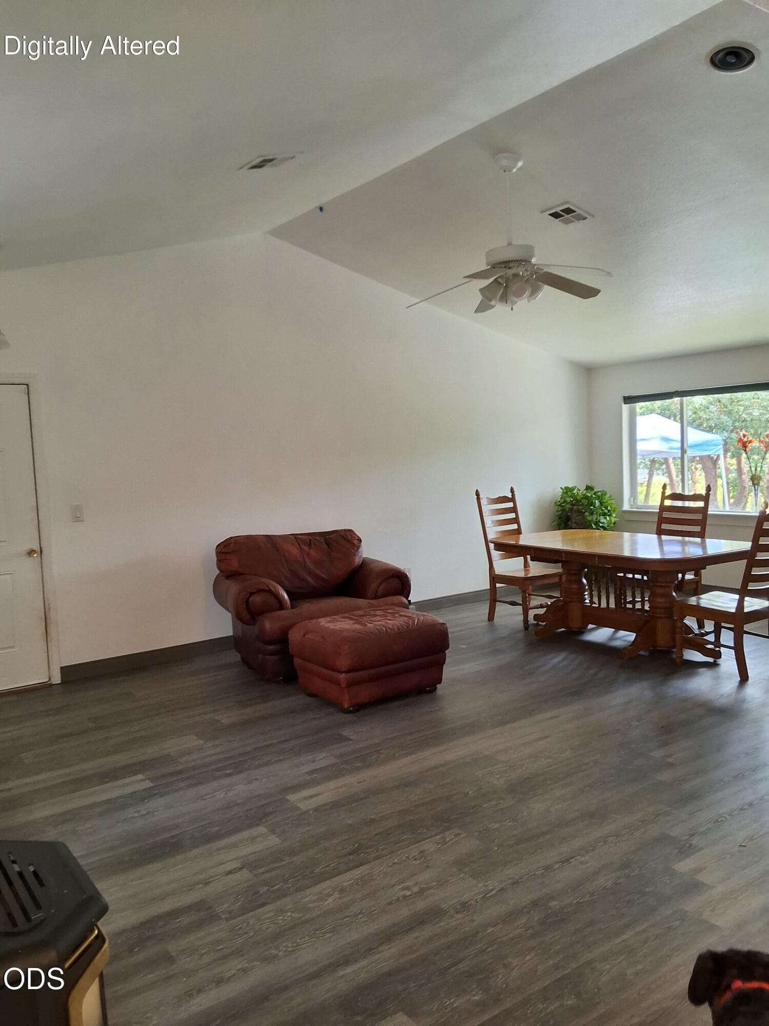 1000006263. Photo 5 of 64, 1275 4th Avenue Unit 4504, Gold Hill, OR 97525