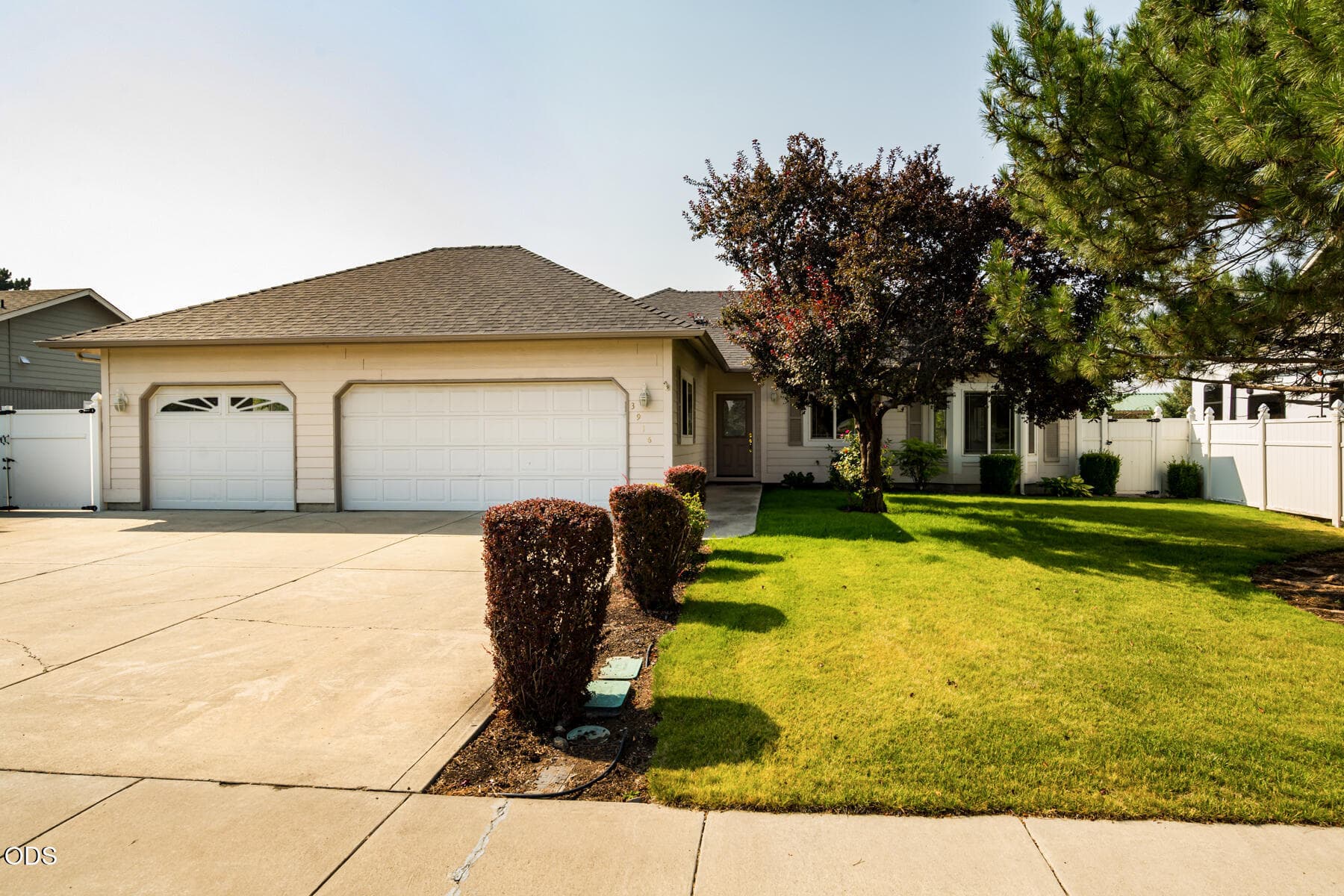 JH5_9165. Photo 2 of 31, 3916 SW Sam Snead Court, Redmond, OR 97756