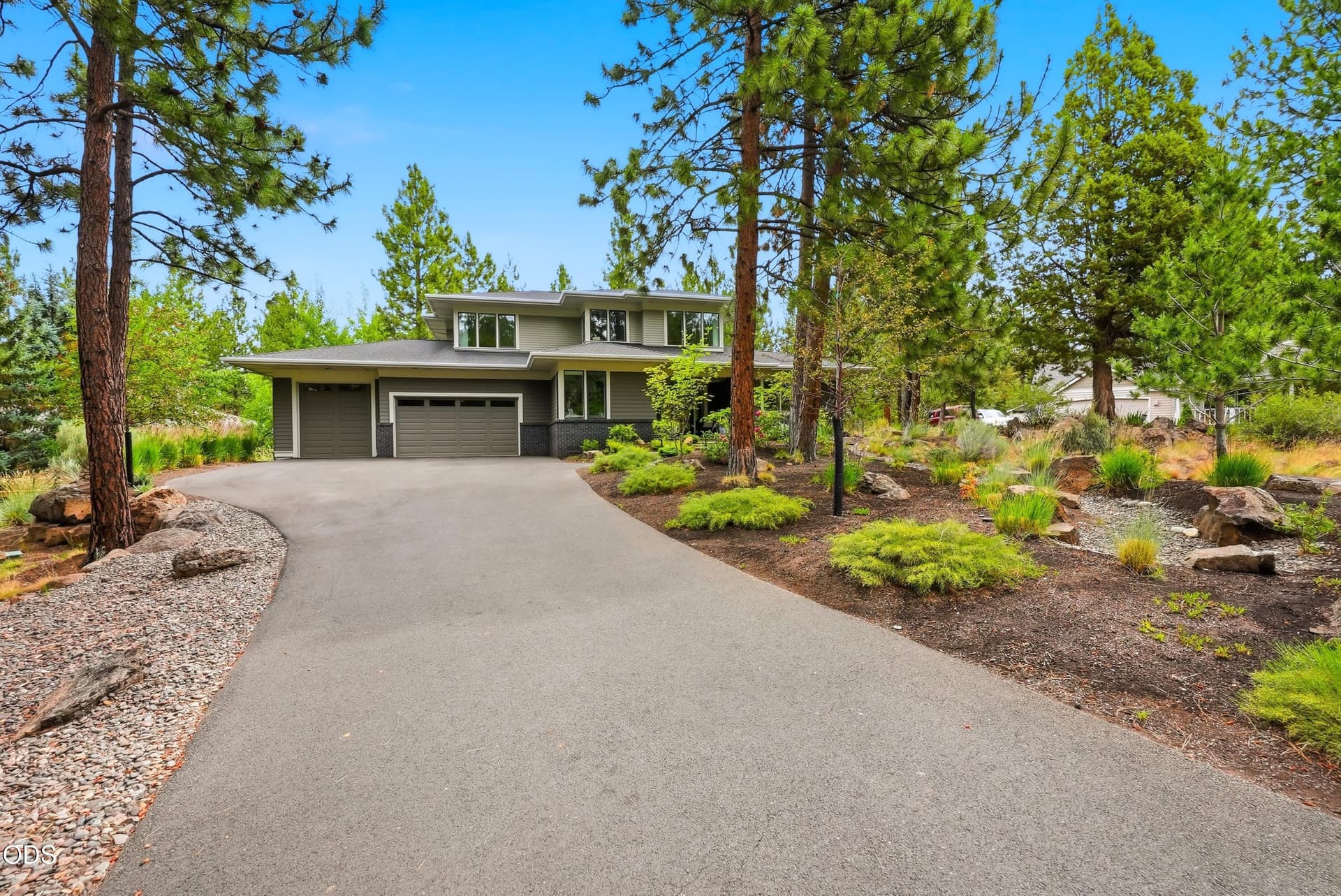 02 FRONT. Photo 2 of 48, 2966 NW Meldrum Court, Bend, OR 97703