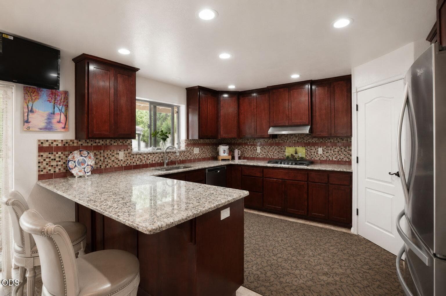 19-web-or-mls-B2D14A34-E339-42D2-89E1-3E. Photo 5 of 49, 2617 SW Florer Drive, Grants Pass, OR 97527