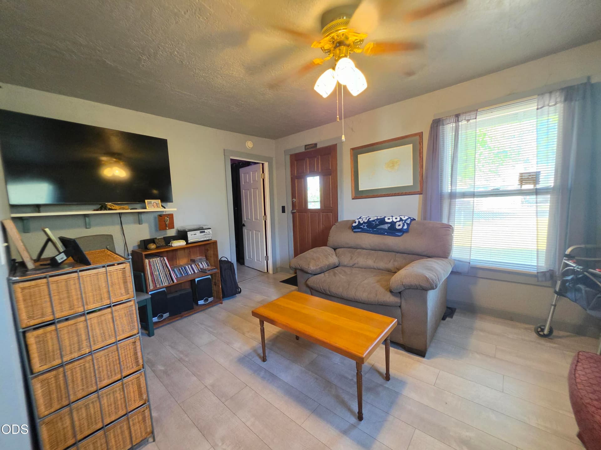 87223. Photo 5 of 22, 1518 Pleasant Avenue, Klamath Falls, OR 97601