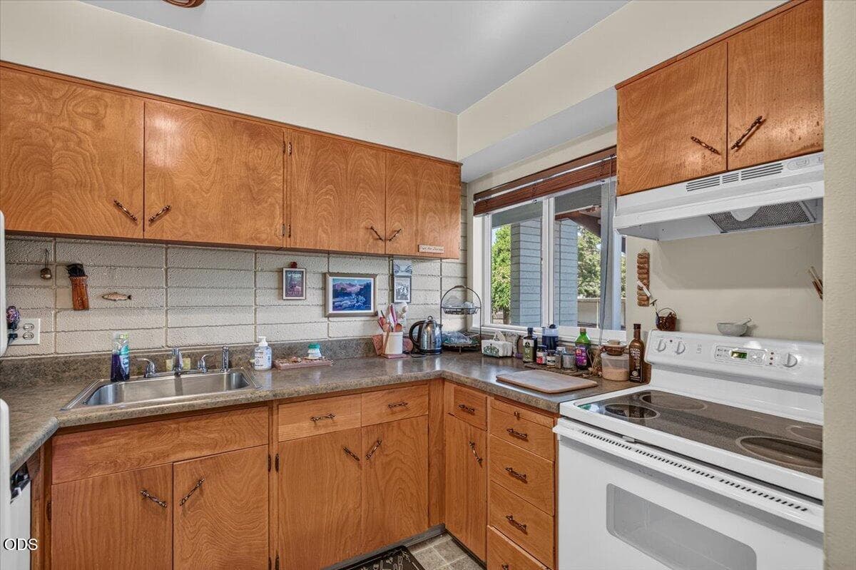 Photo5. Photo 5 of 17, 737 Stevens Street Unit 109, Medford, OR 97504